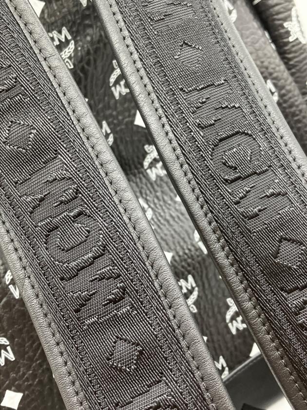 中古・古着通販】MCM (エムシーエム) STARK BACKPACK MEDIUM WHITE