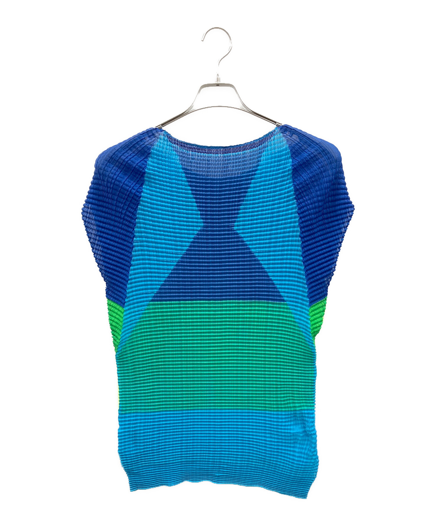 中古・古着通販】ISSEY MIYAKE (イッセイミヤケ) ノースリーブ