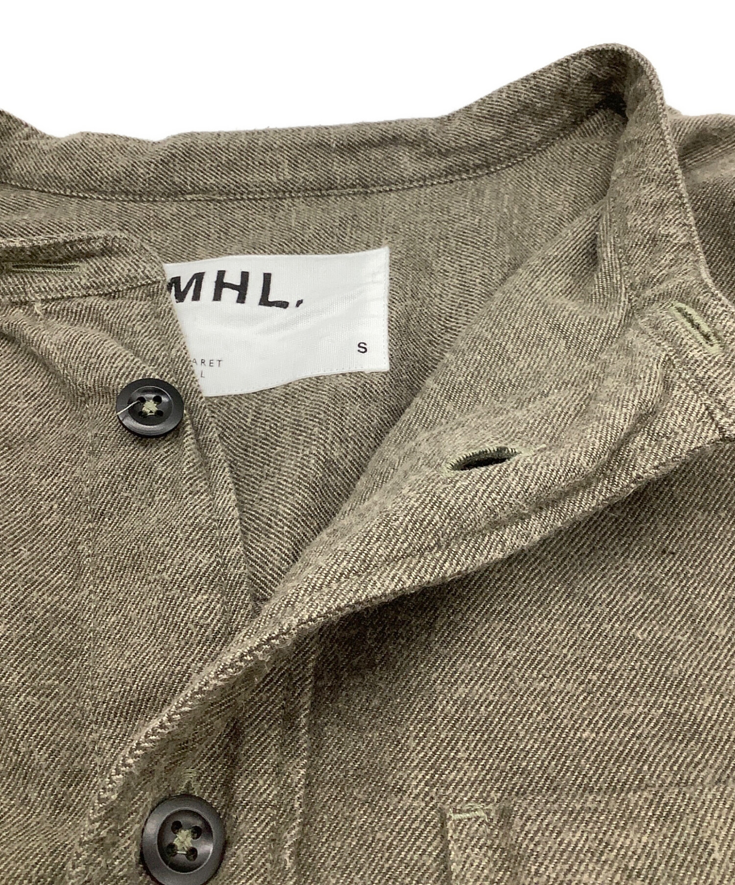 中古・古着通販】MHL (エムエイチエル) ノーカラーシャツ カーキ 