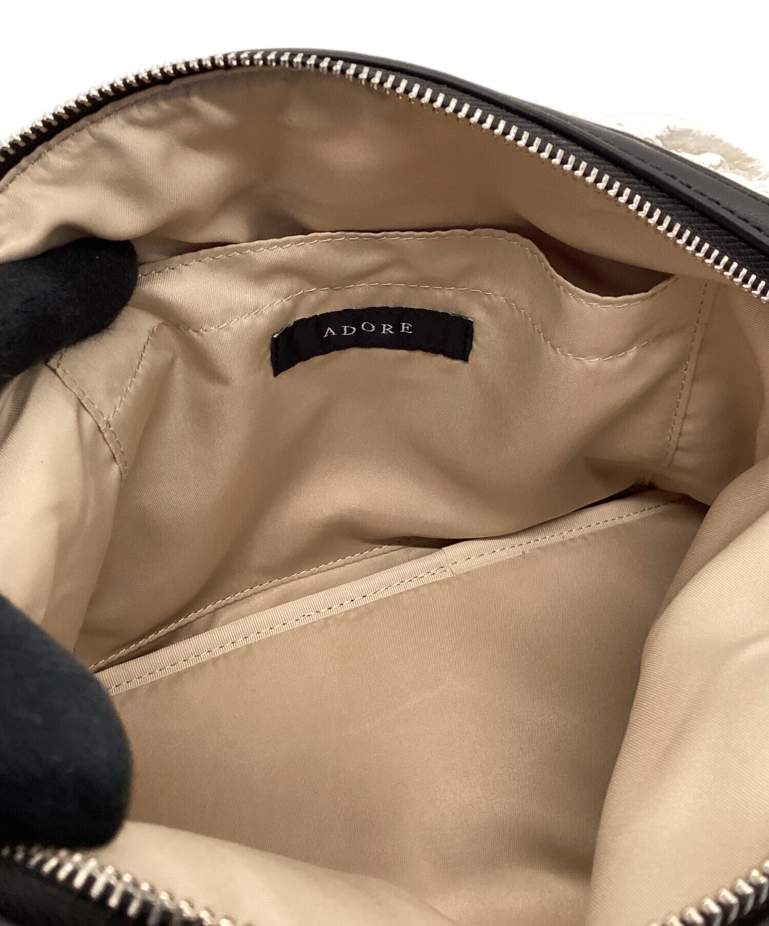 中古・古着通販】ADORE (アドーア) ショルダーバッグ ホワイト 