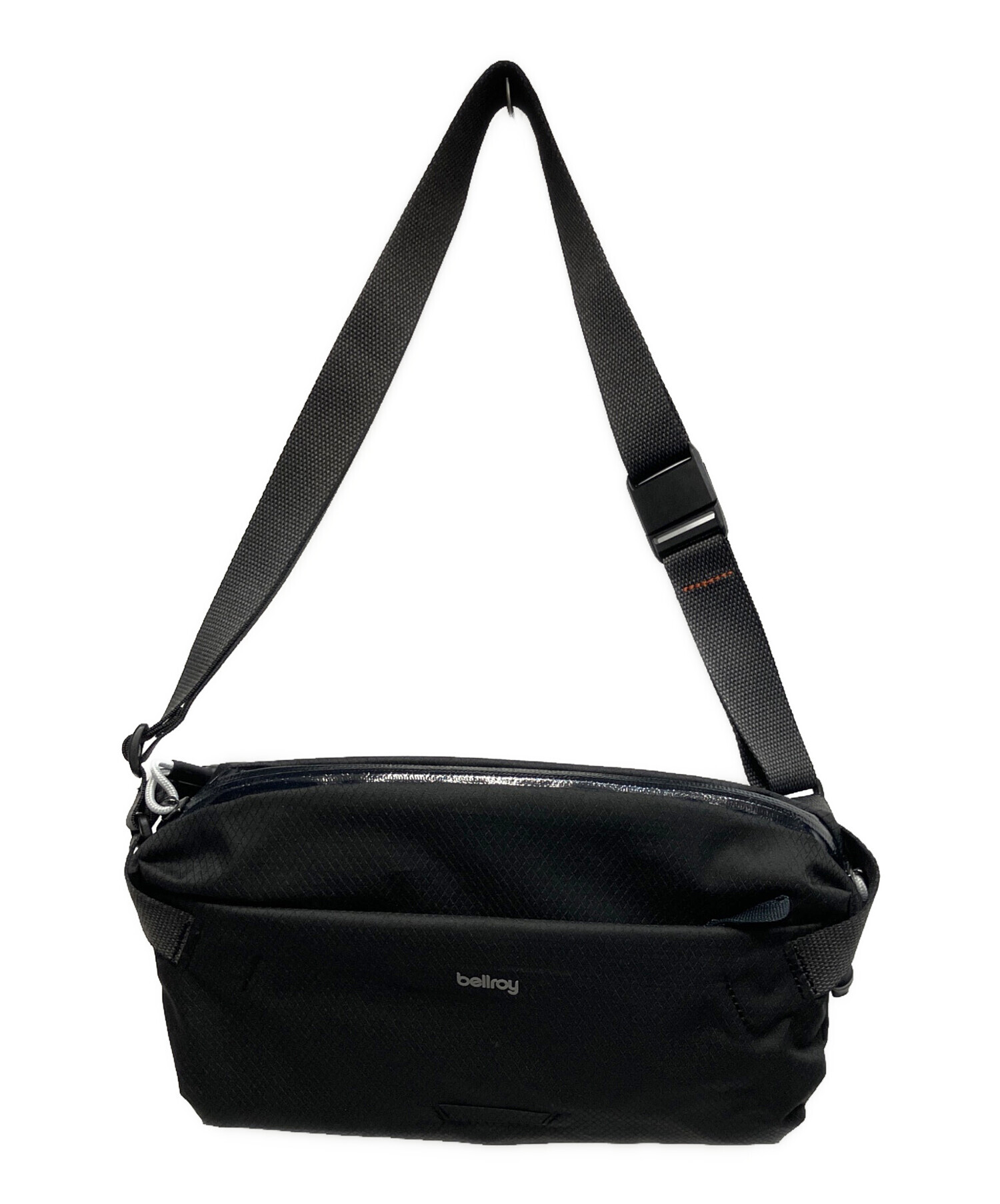 ベルロイ スリング オシャレなカメラバッグ bellroyのVenture Sling 