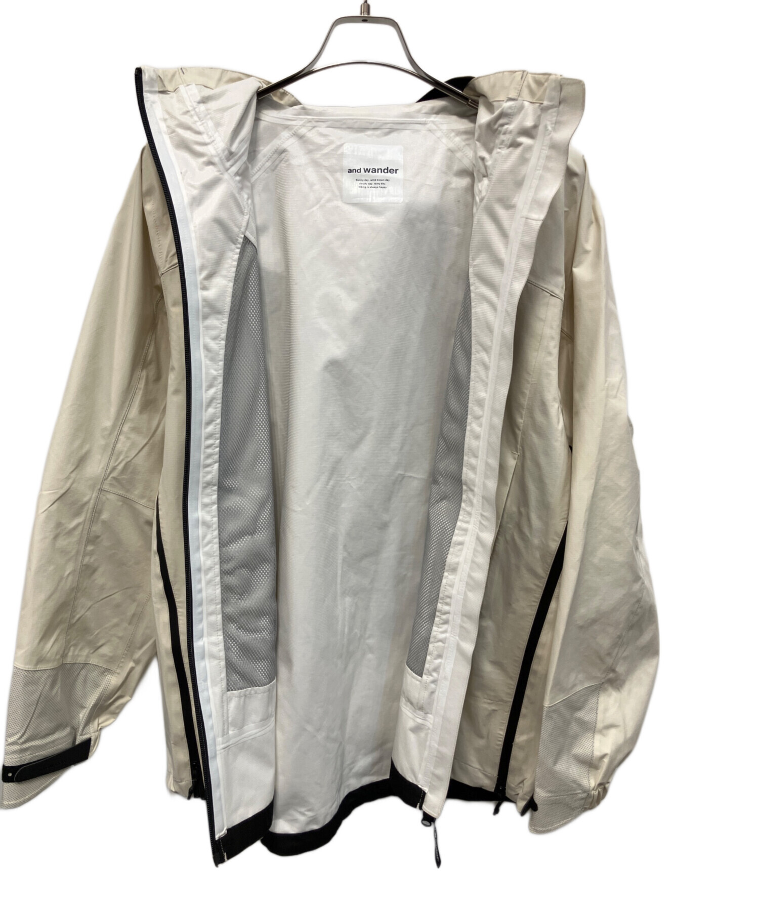 中古・古着通販】and wander (アンドワンダー) マウンテンパーカー
