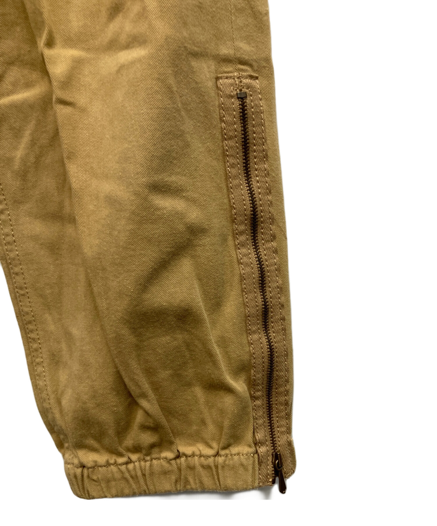 GUCCI グッチ　サイドライン　イージーパンツ　ウエスト紐　ベージュパンツ GUCCI グッチ サイドライン イージーパンツ ウエスト紐 ベージュ