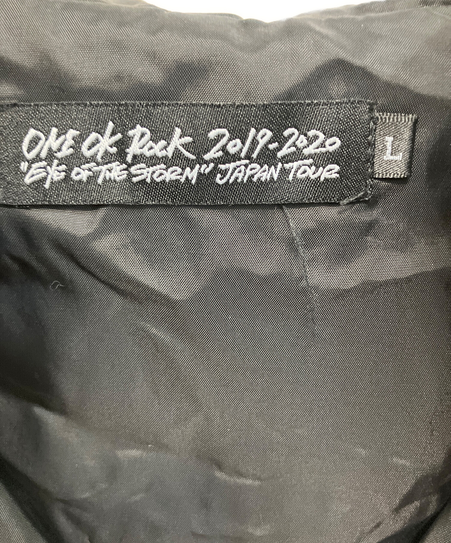 ONE OK ROCK Eye of the Storm パーカー Lサイズ ワンオク ナイロンパーカー 2019 eye of ONE OK ROCK｜Yahoo!フリマ