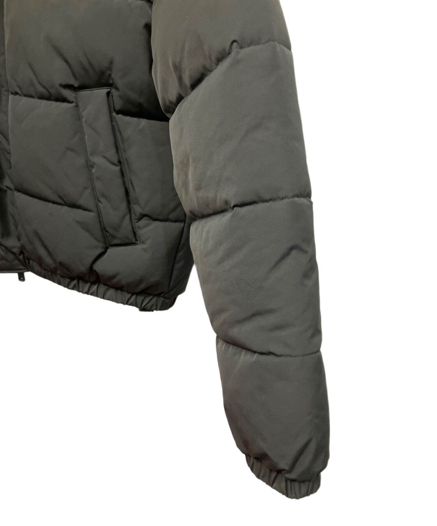 中古・古着通販】ZARA (ザラ) 撥水加工パフジャケット ブラック サイズ