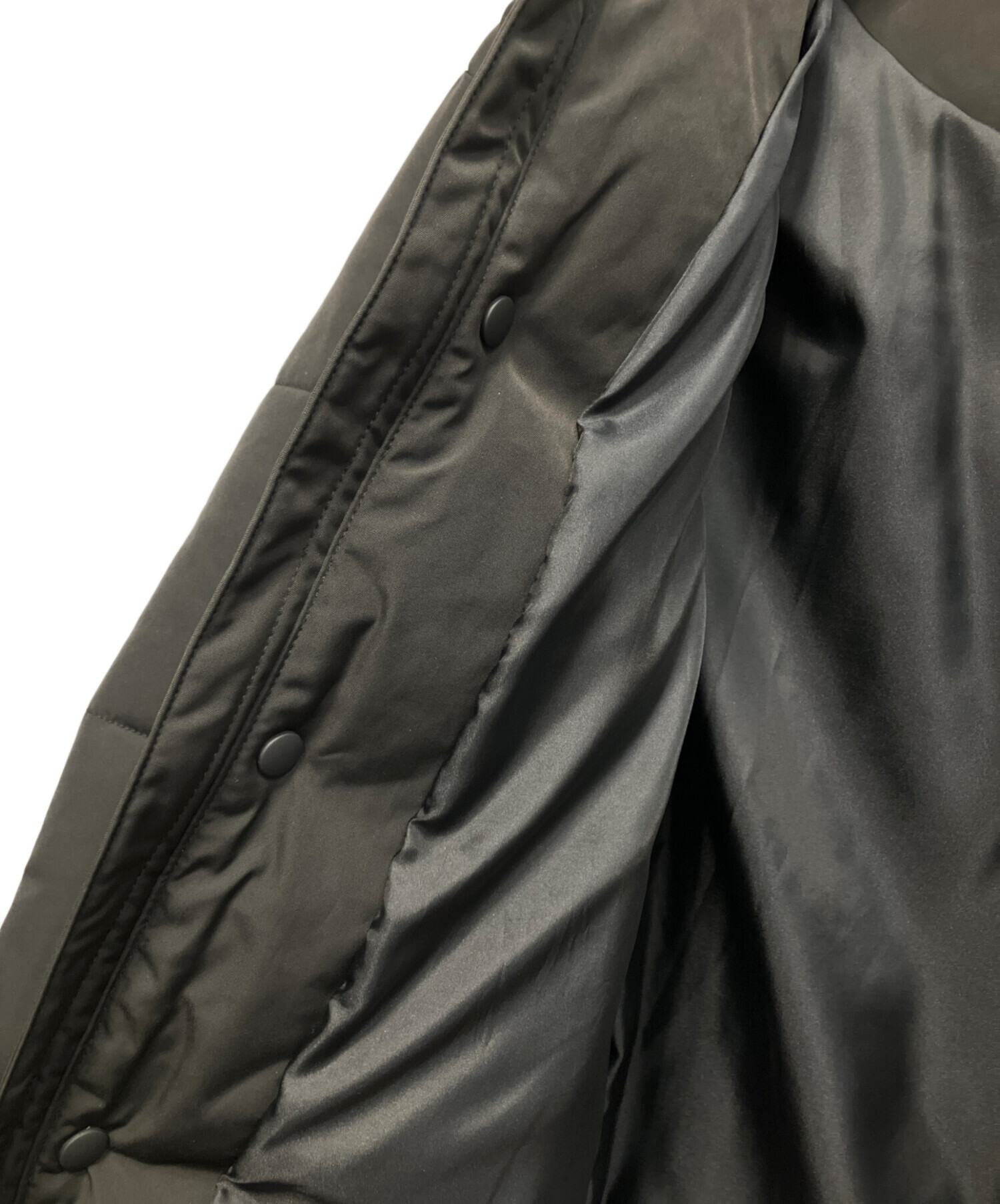 中古・古着通販】ZARA (ザラ) 撥水加工パフジャケット ブラック サイズ