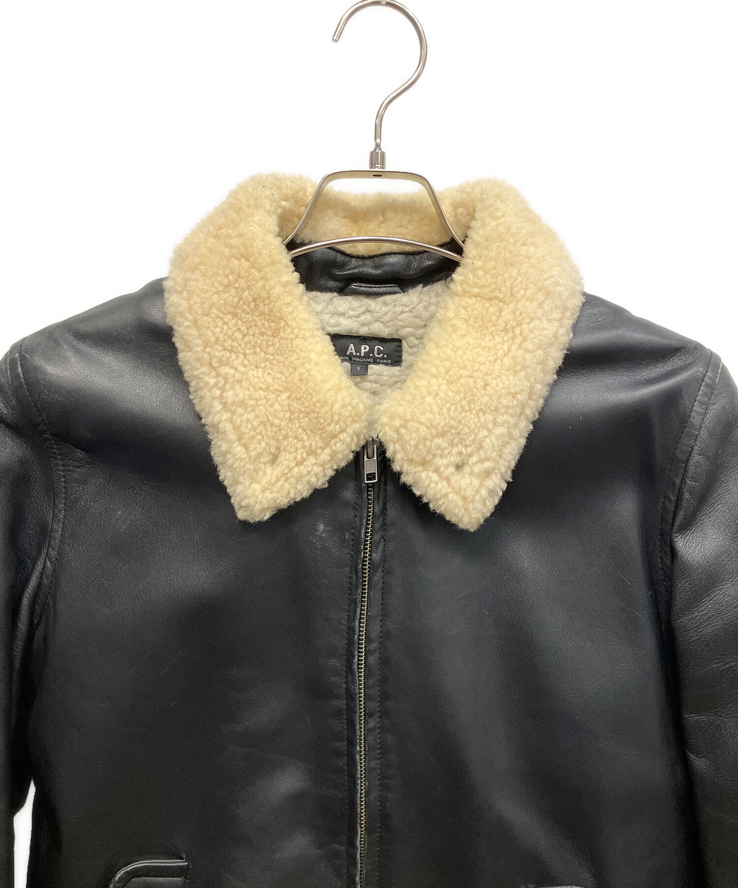 A.P.C. アーペーセー カジュアルジャケット メンズ 【古着】【中古】 中古・古着通販】A.P.C. (アーペーセー) 羊革 裏ボアジャケット