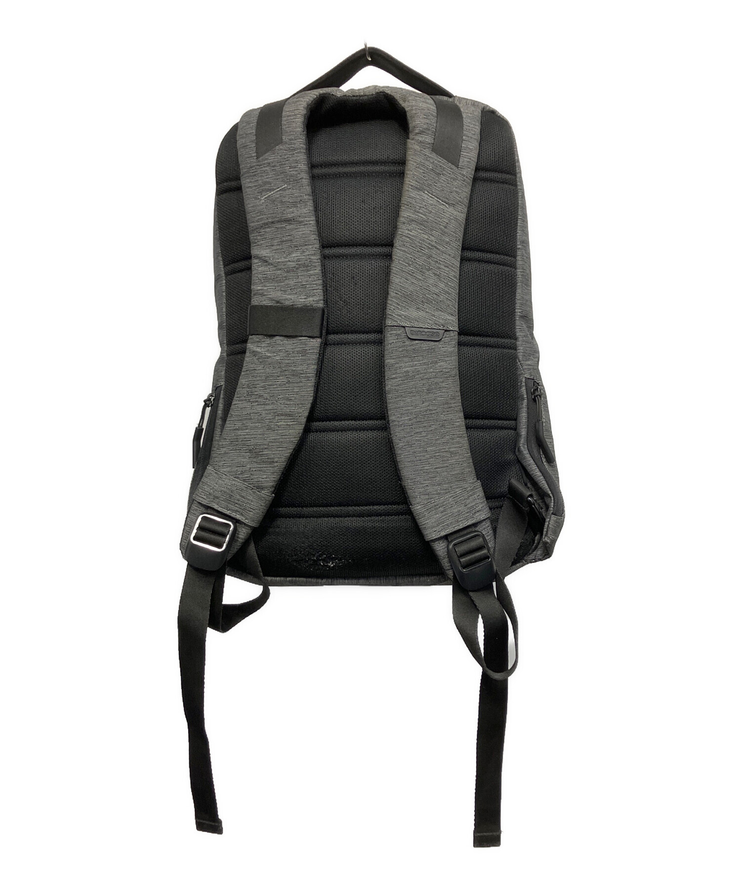 中古・古着通販】Incase (インケース) City バックパック グレー 