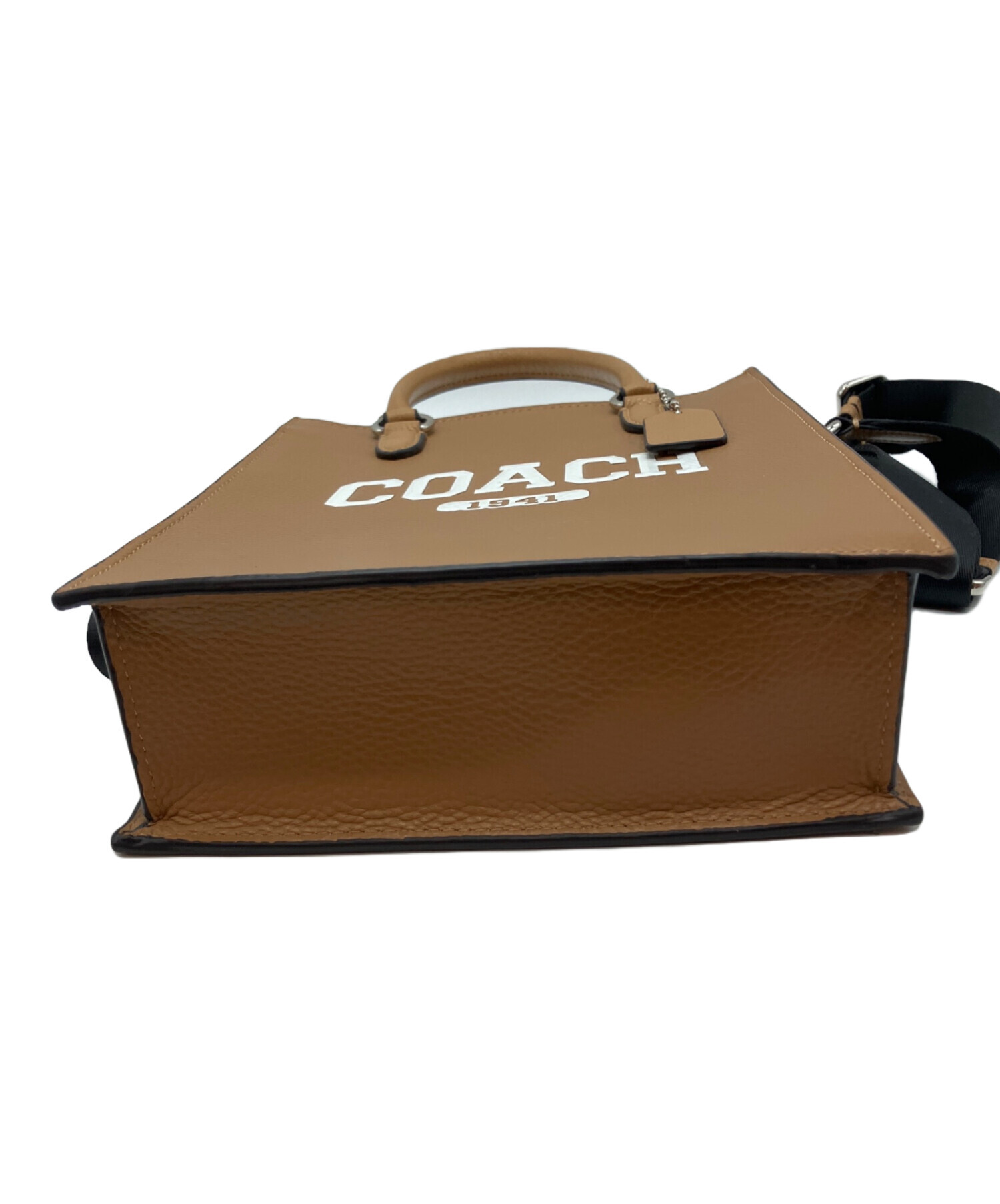 中古・古着通販】COACH (コーチ) ディラン トート・ヴァーシティ 中古・古着通販】COACH (コーチ) ディラン トート・ヴァーシティ