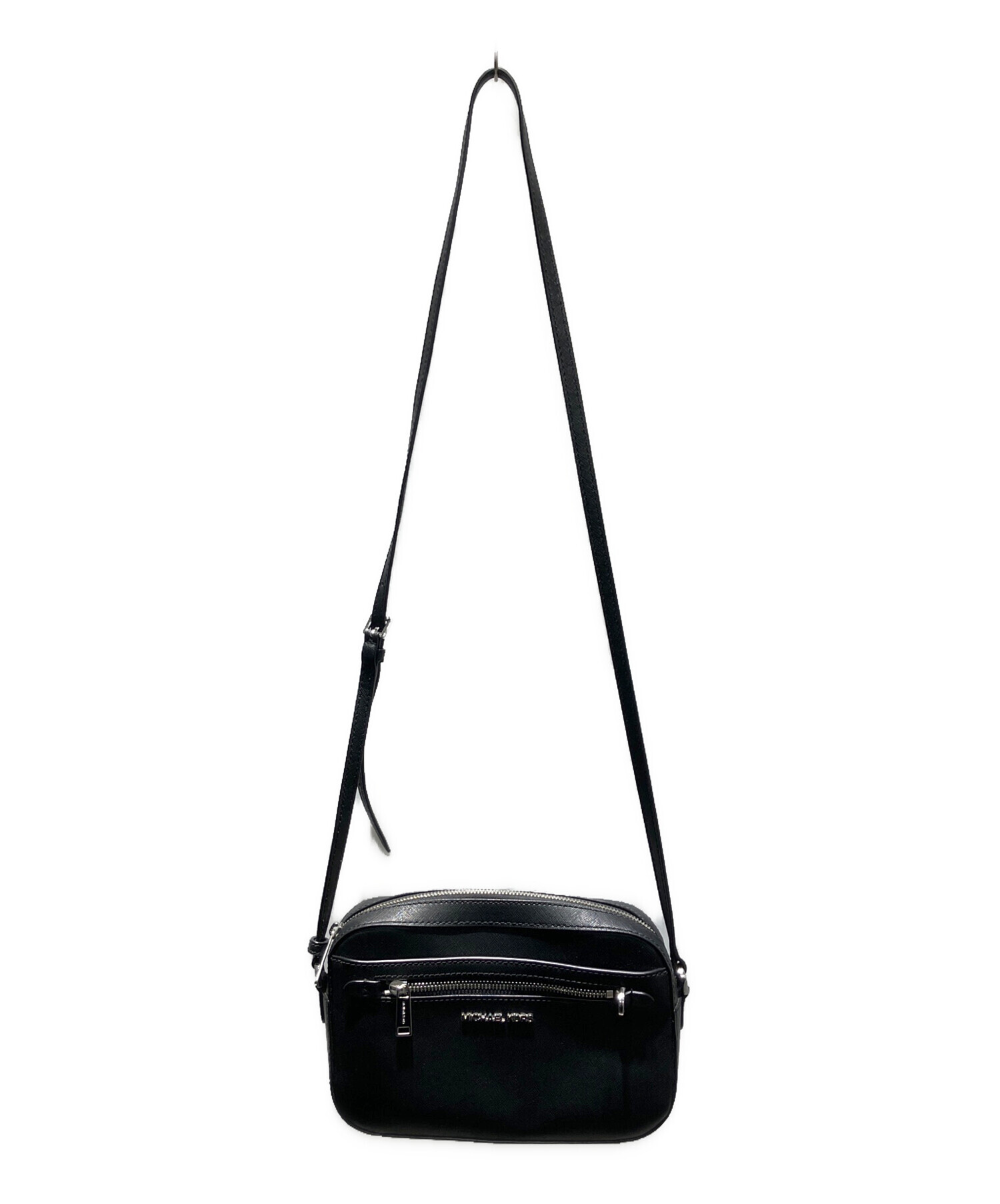 Michael Kors ブラック ショルダーバッグ 中古・古着通販】MICHAEL KORS (マイケルコース) ショルダーバッグ