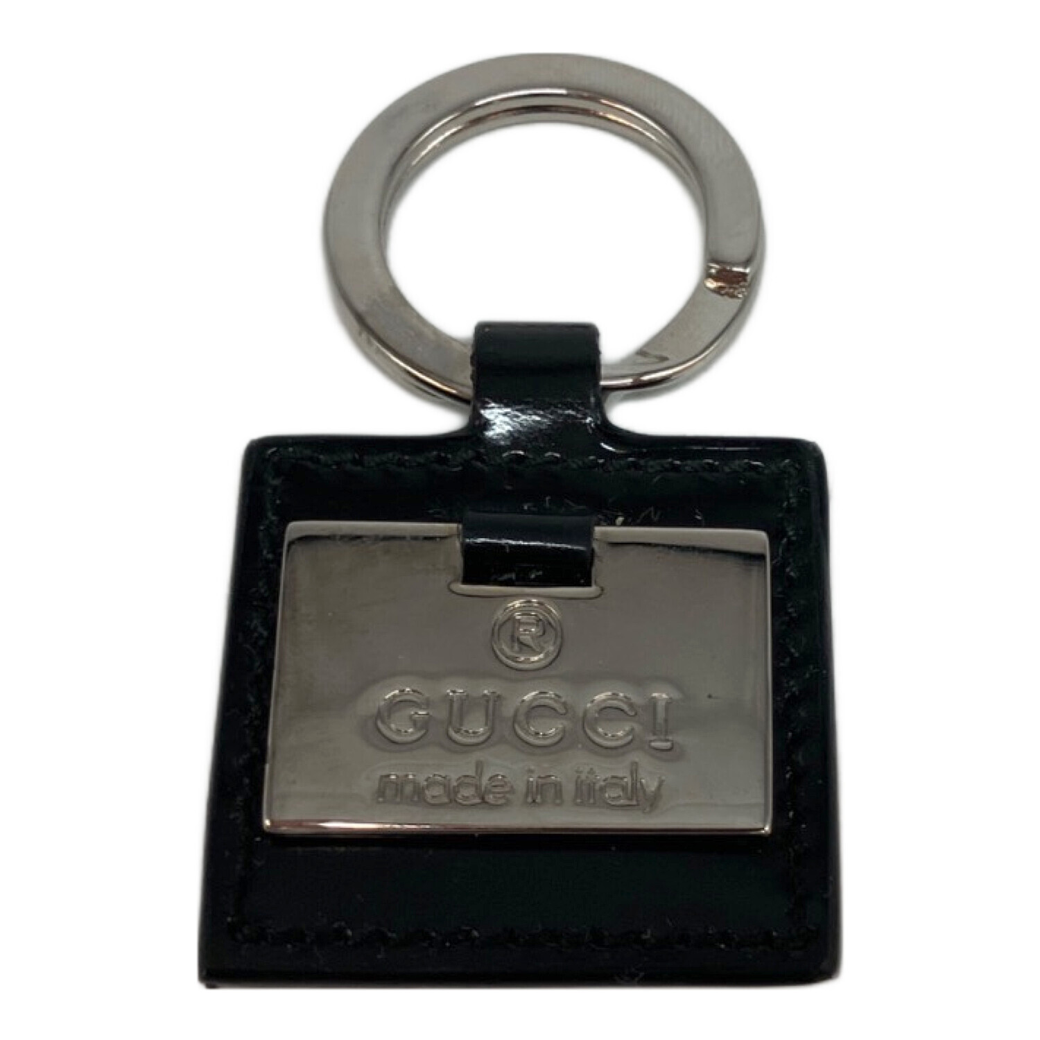 【新品未使用】GUCCI グッチ キーリング キーホルダー　ブラック 中古・古着通販】GUCCI (グッチ) キーリング ロゴプレート ブラック