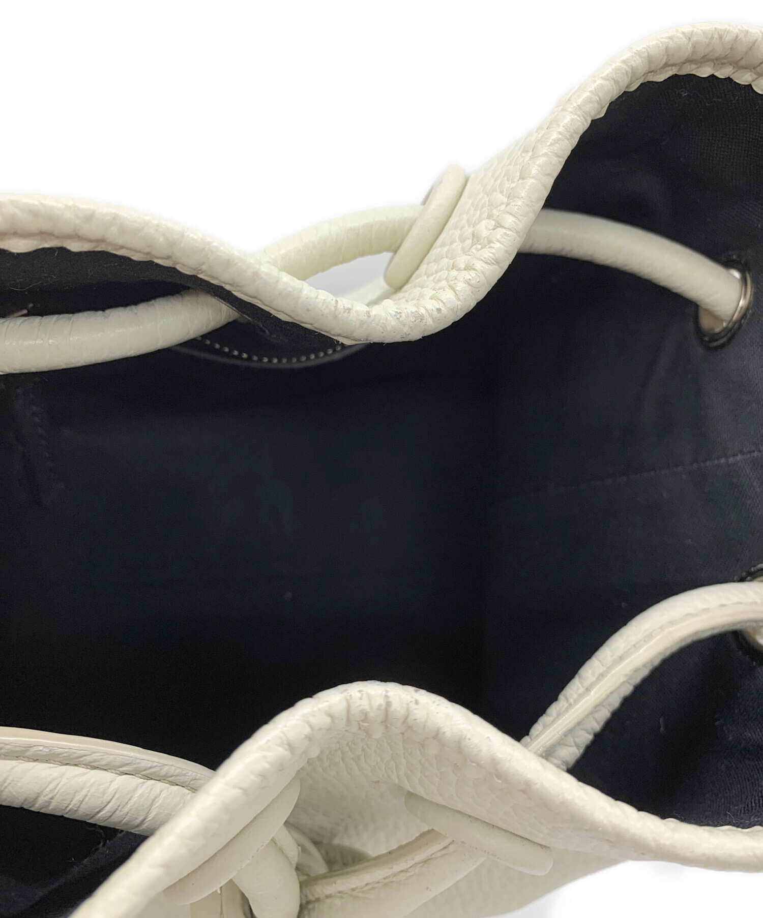 中古・古着通販】VASIC (ヴァジック) 巾着バッグ ホワイト｜ブランド 