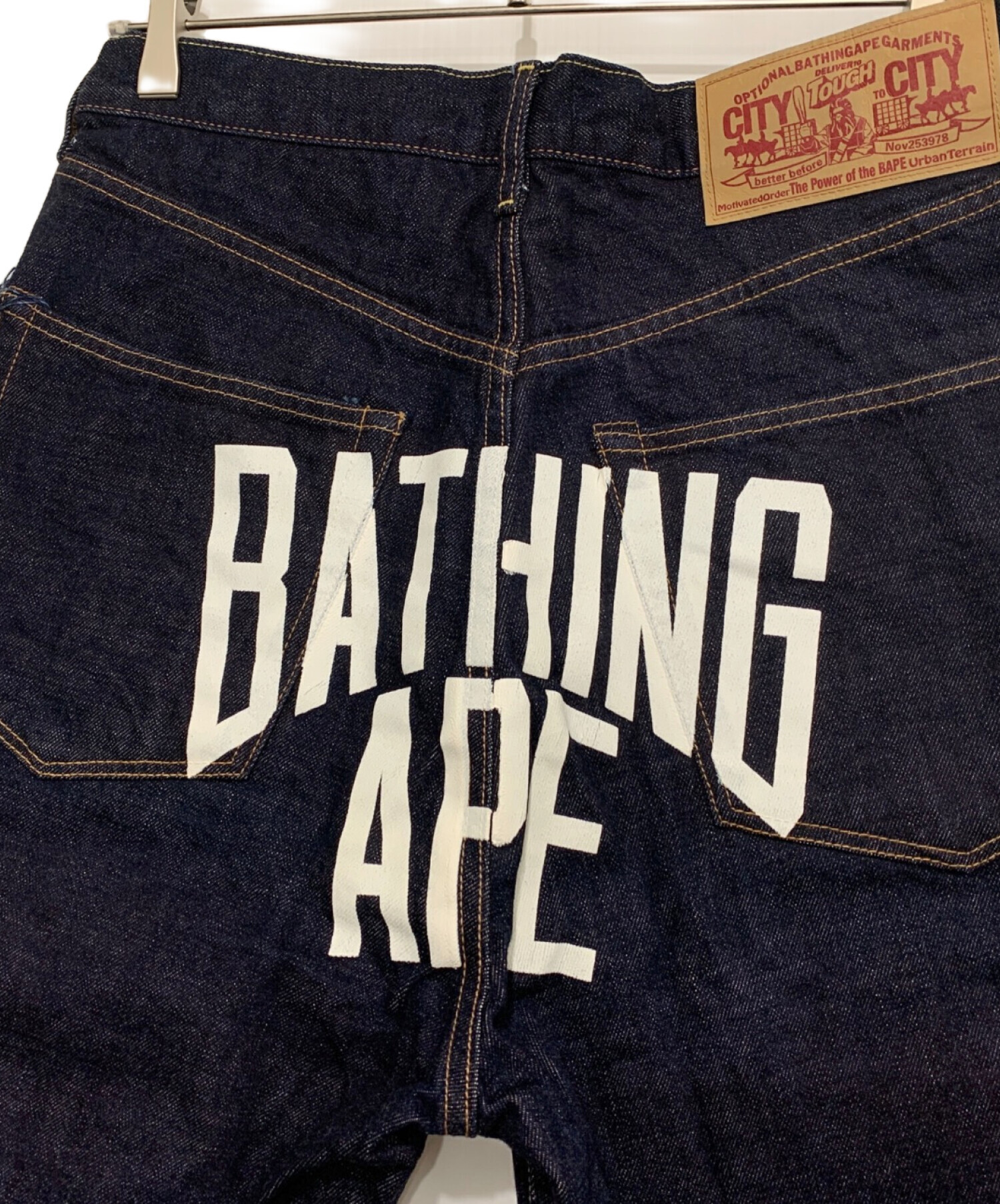 中古・古着通販】A BATHING APE (アベイシングエイプ) バックプリント