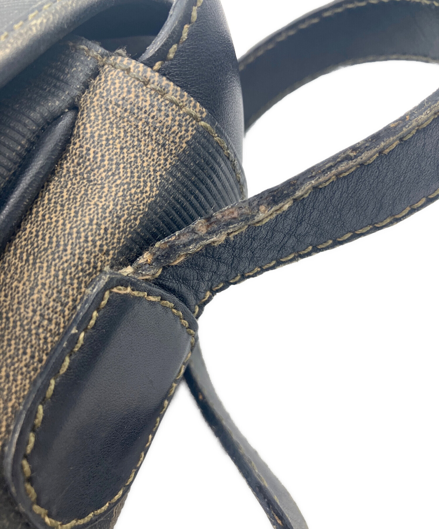 【美品】Fendi ネイビーグレー ストライプ ショルダーバッグ ペカン柄 中古・古着通販】FENDI (フェンディ) ペカン ショルダーバッグ