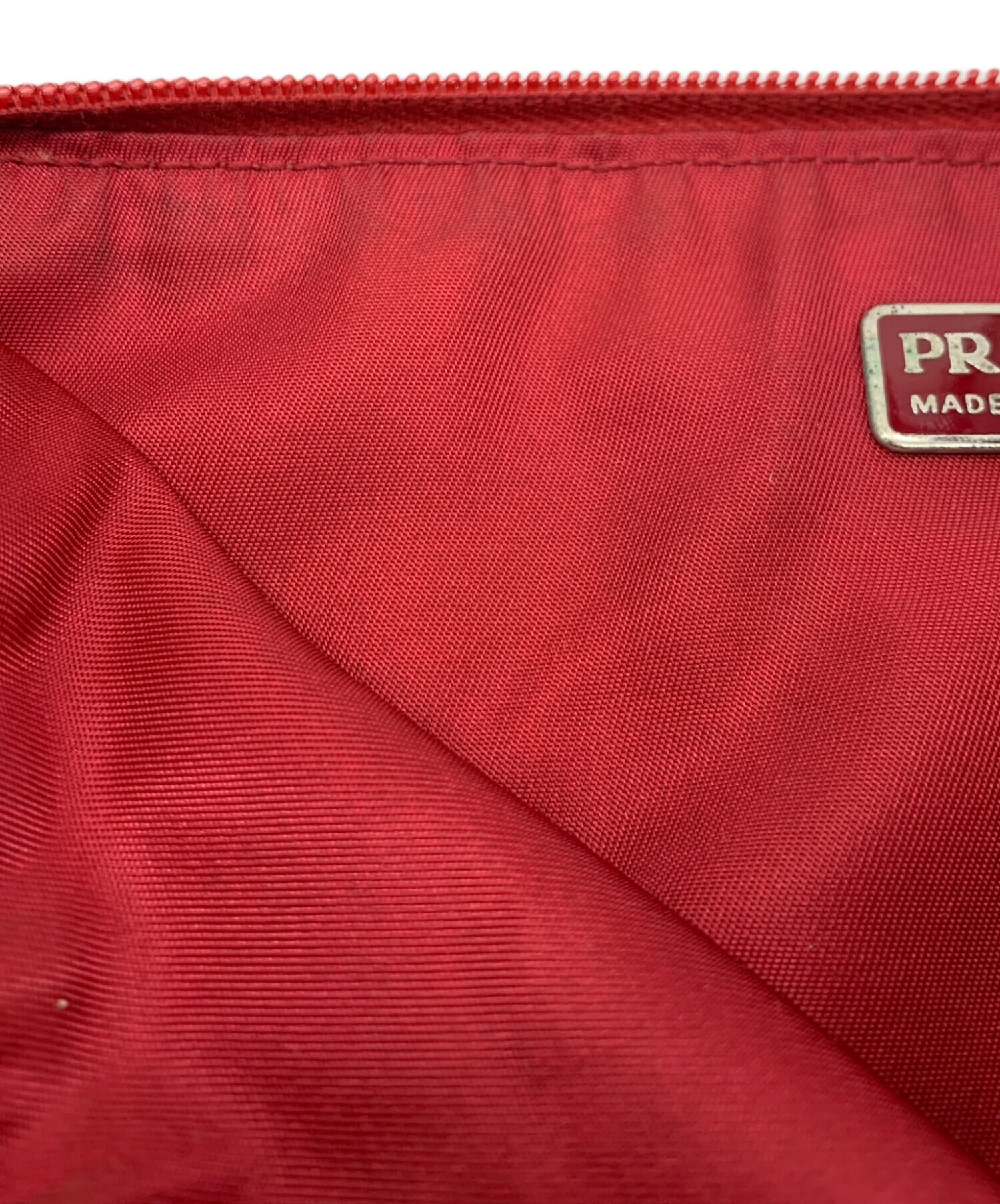 中古・古着通販】PRADA (プラダ) アクセサリーポーチ レッド｜ブランド