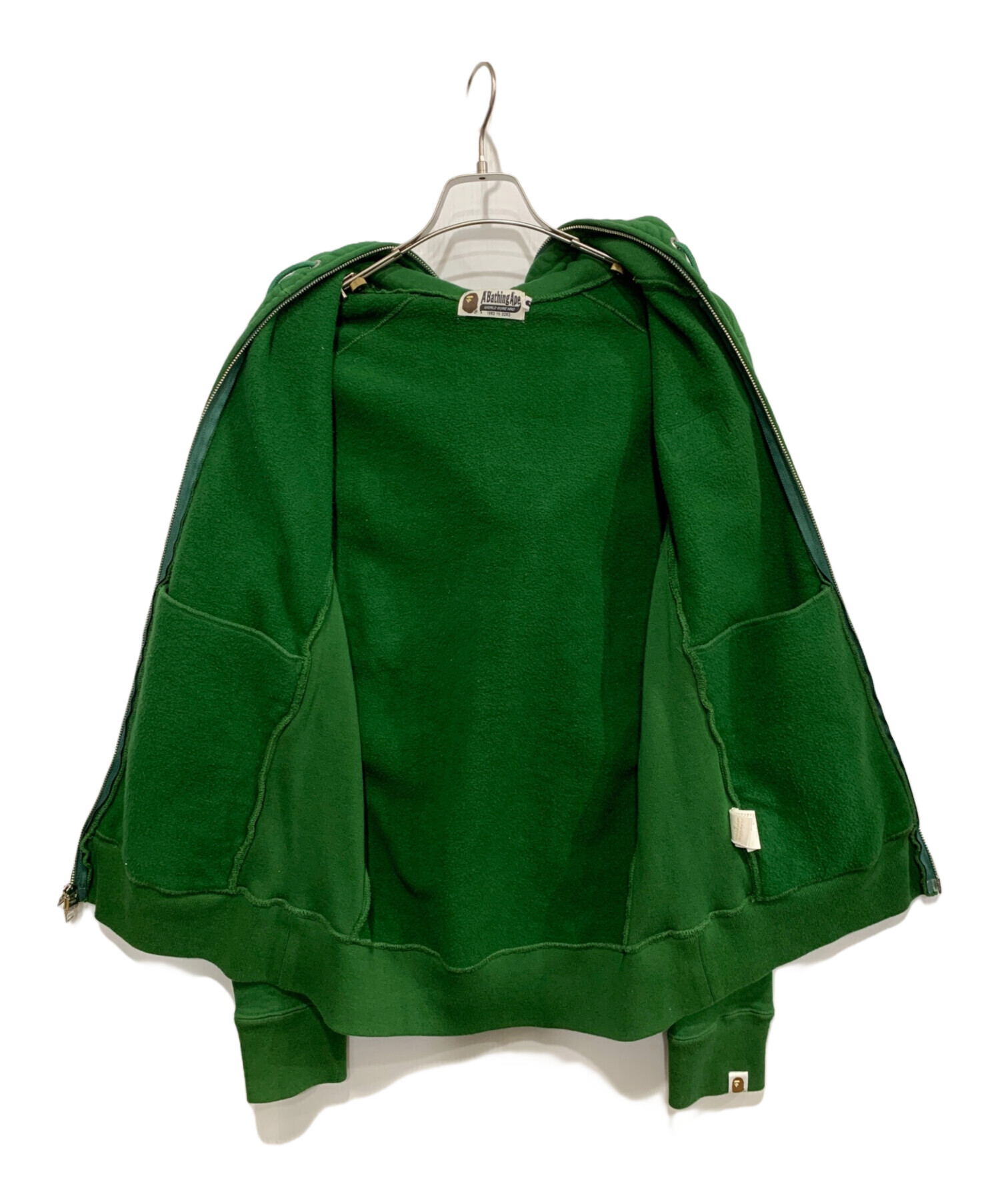 A BATHING APE アベイシングエイプ パーカー M 緑 【古着】【中古】【送料無料】 中古・古着通販】A BATHING APE (ア ベイシング エイプ) ジップ