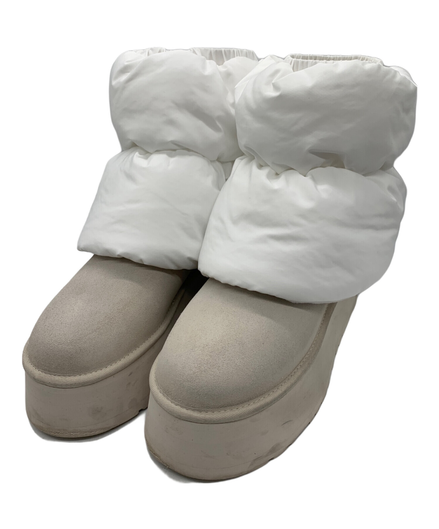 【新品未使用】UGG クラシックミニ ディッパー パッファー ホワイト 23cm 中古・古着通販】UGG (アグ) クラシック ミニ ディッパー パッファー