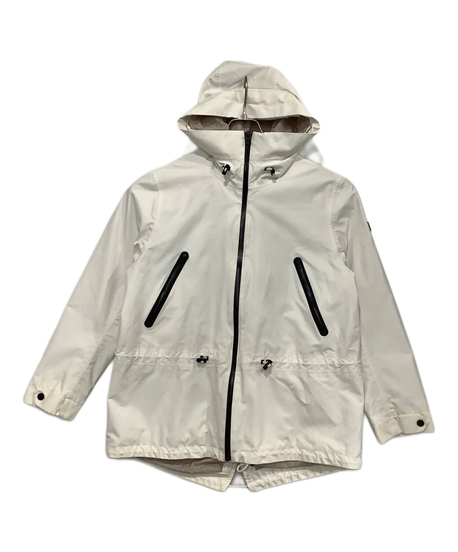 中古・古着通販】AIGLE (エーグル) マウンテンパーカー ホワイト 