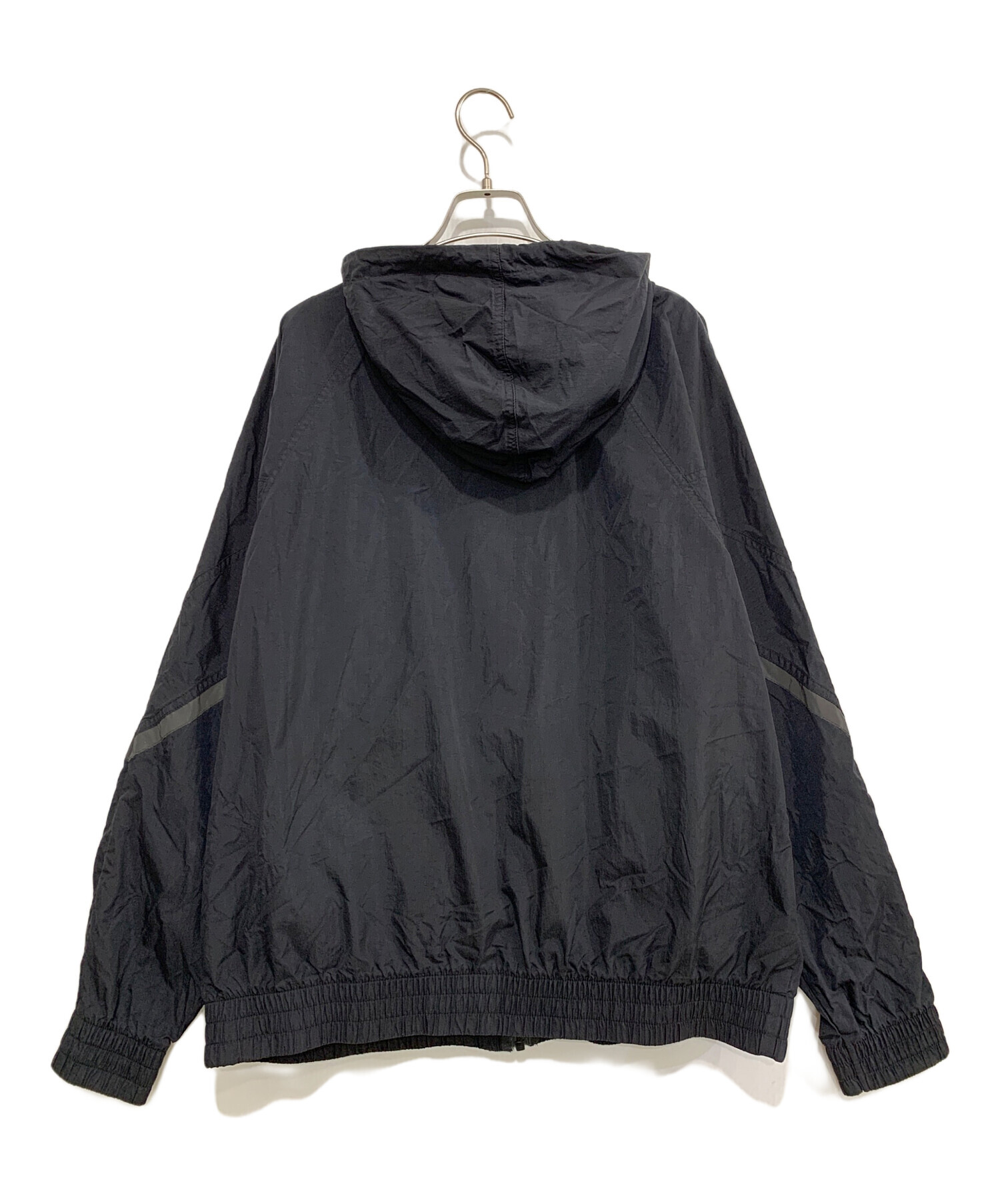 NIKE ナイキ　ナイロンジャケット　ブラック　Lサイズ　中古 中古・古着通販】NIKE (ナイキ) ナイロンジャケット ブラック サイズ