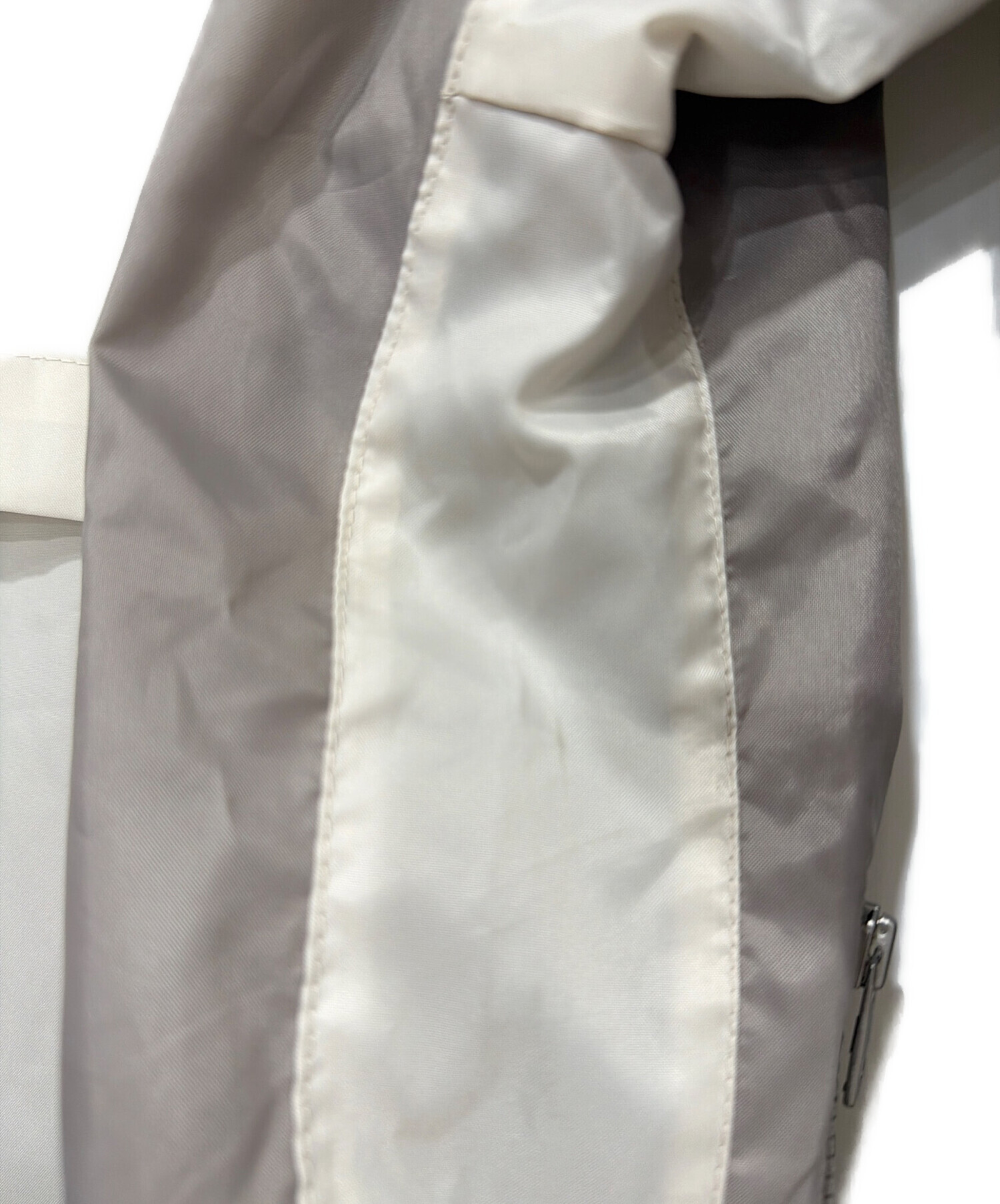 中古・古着通販】NIKE (ナイキ) ジップアップジャケット グレー サイズ