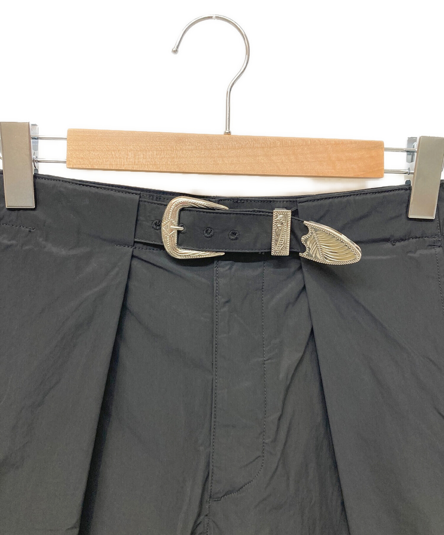 TOGA VIRILIS サイドコンチョバックルスラックス ネイビー TOGA VIRILIS サイドコンチョバックルスラックス ネイビー