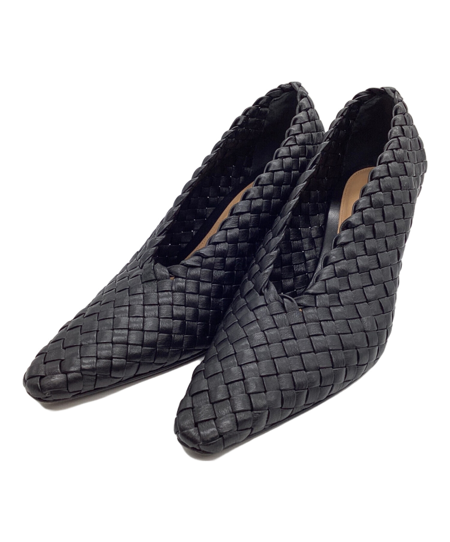 中古・古着通販】BOTTEGA VENETA (ボッテガベネタ) アーモンド 中古・古着通販】BOTTEGA VENETA (ボッテガベネタ) アーモンド