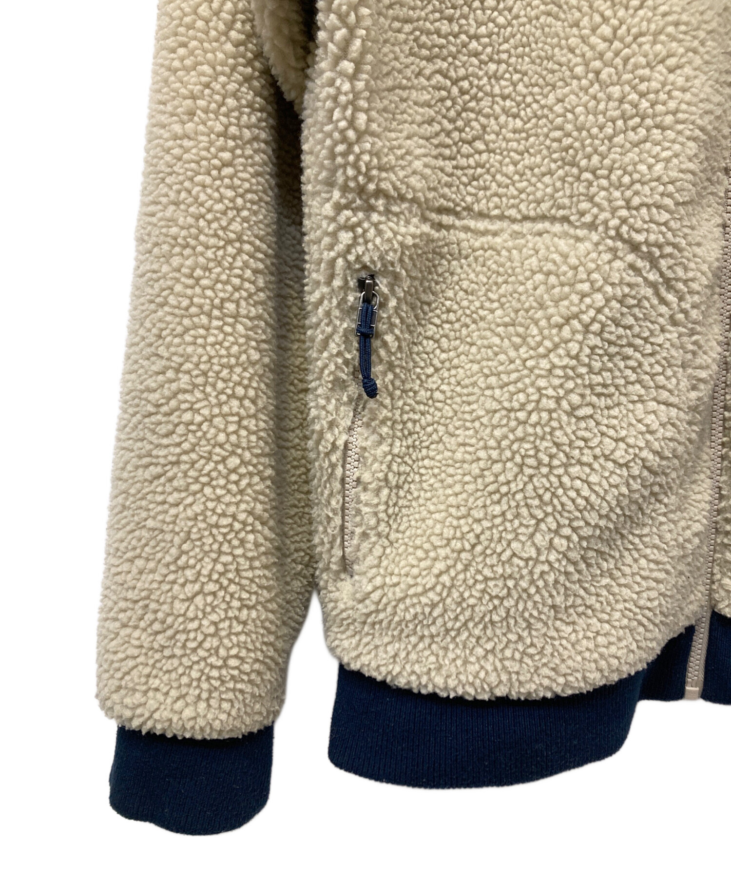 Patagonia ジャケット クリーム色/ネイビー 中古・古着通販】Patagonia (パタゴニア) レトロX ボンバージャケット