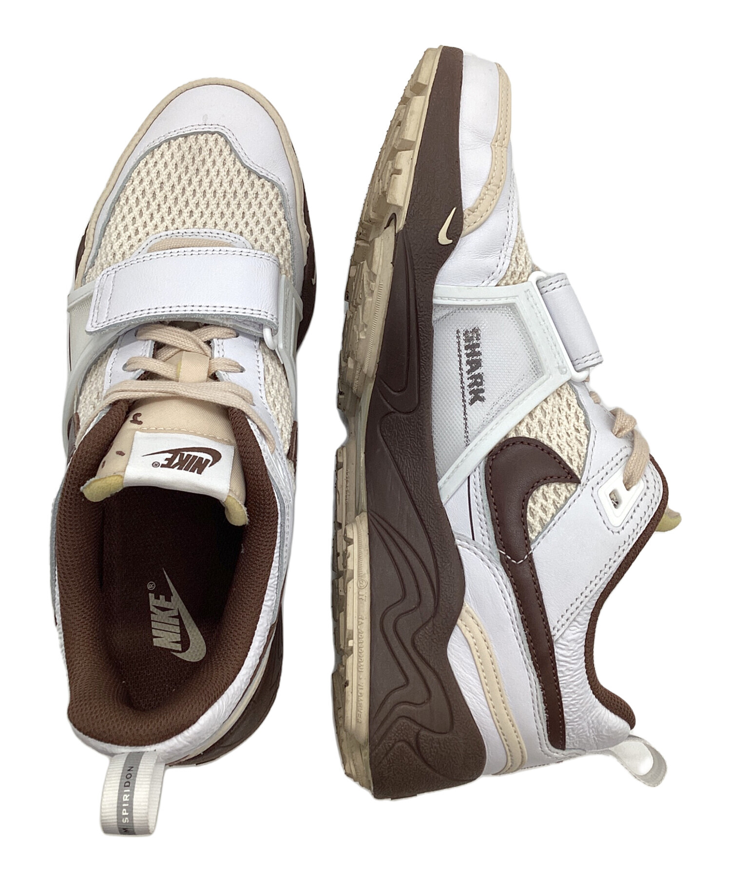 【人気コラボ】 トラヴィススコット ナイキ スニーカー ブラウン 27.0 美品 明日12月21日に新作