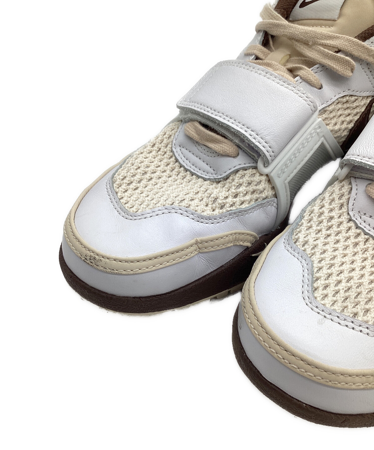 トラビススコット ホワイト/ブラウン 中古・古着通販】NIKE (ナイキ) Travis Scott (トラヴィス・スコット