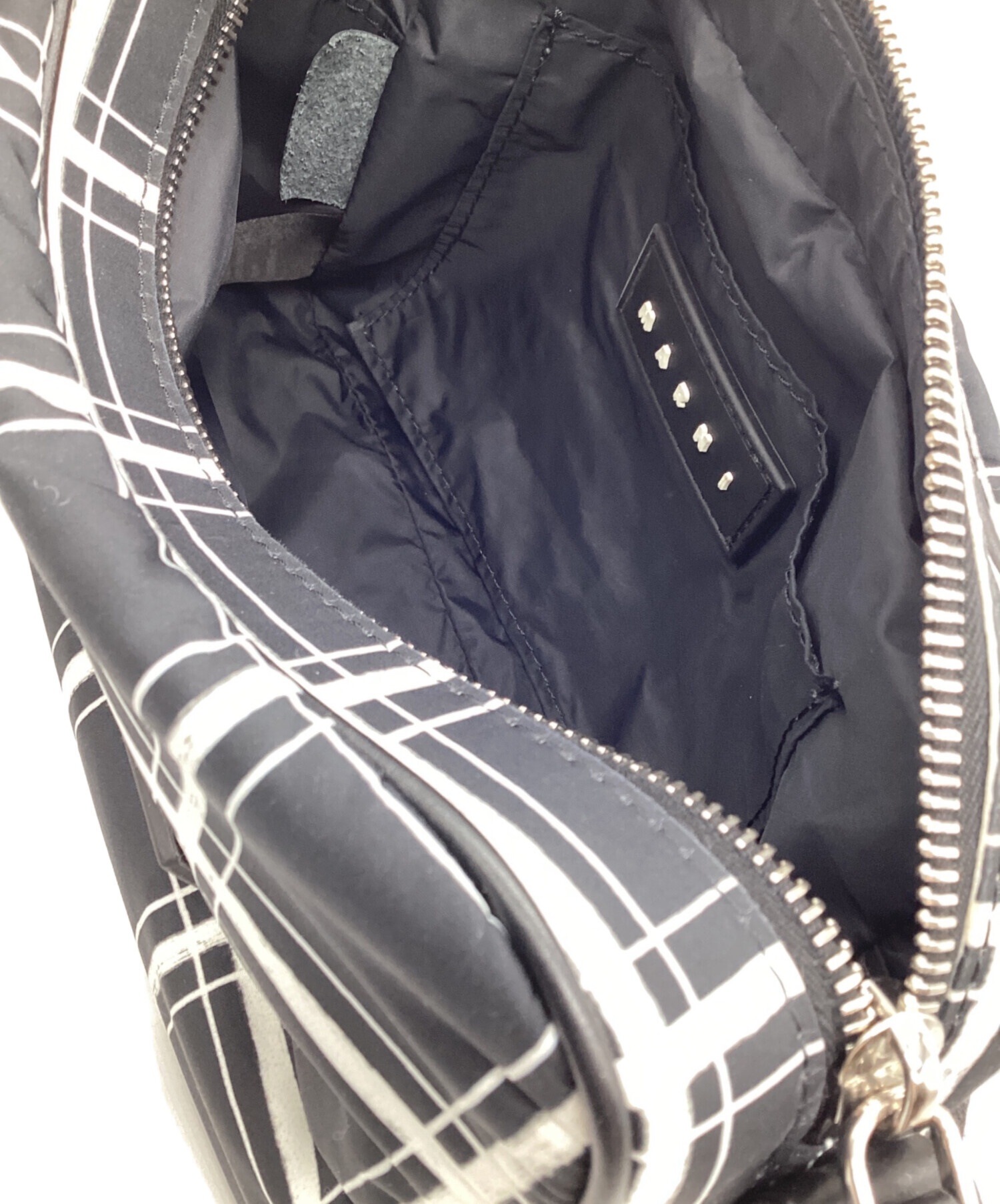 中古・古着通販】MARNI (マルニ) CHECK NYLON PUFF CAMERA BAG 
