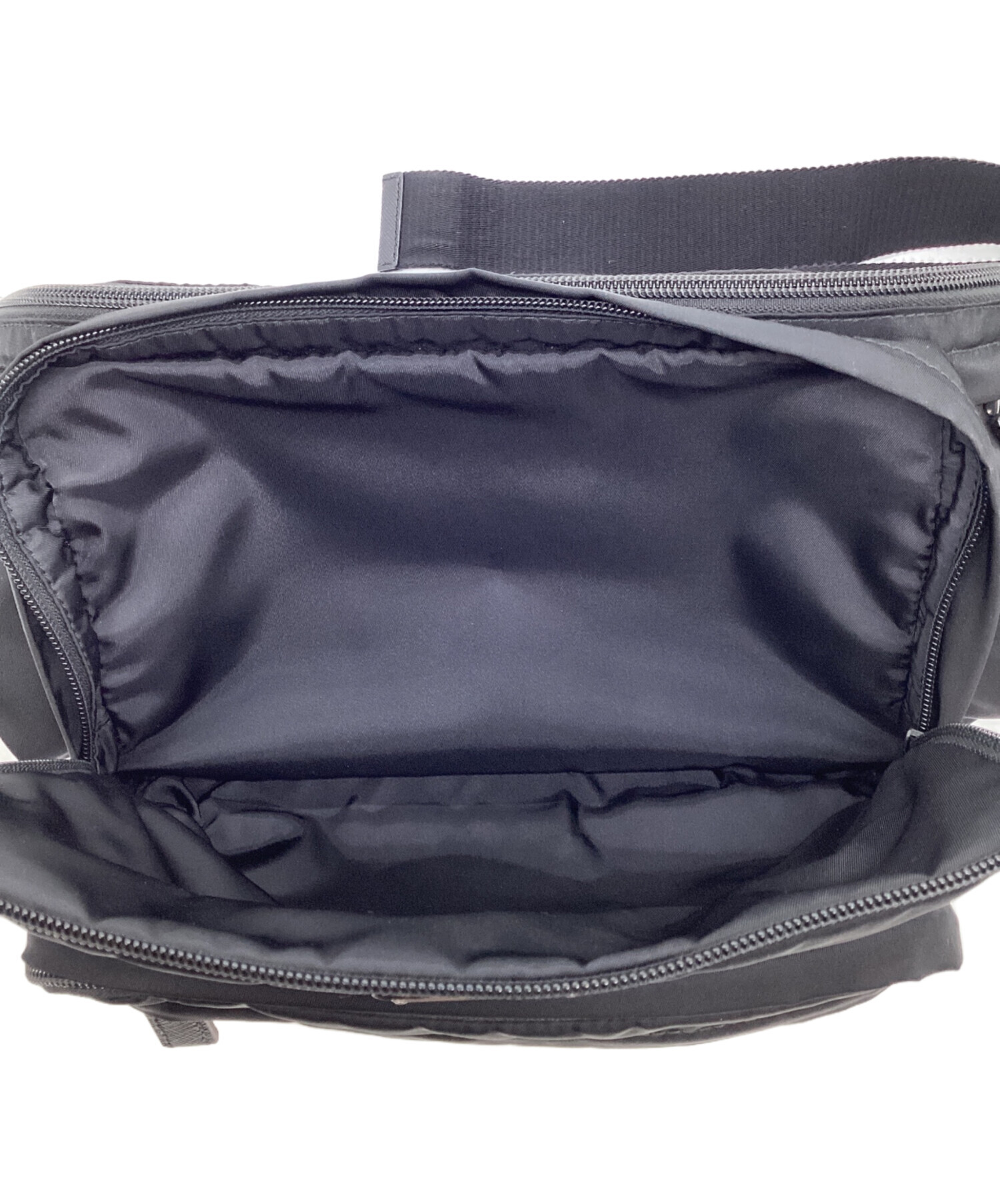中古・古着通販】PRADA (プラダ) ボディバッグ｜ブランド・古着通販 