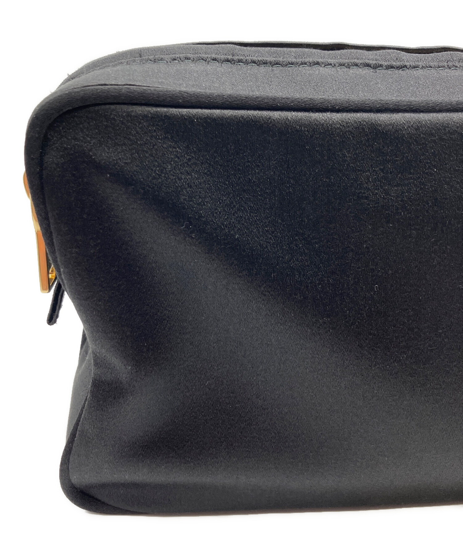 PRADA 黒 シルクサテン アクセサリーケース 中古・古着通販】PRADA (プラダ) シルクサテンジュエリーポーチ