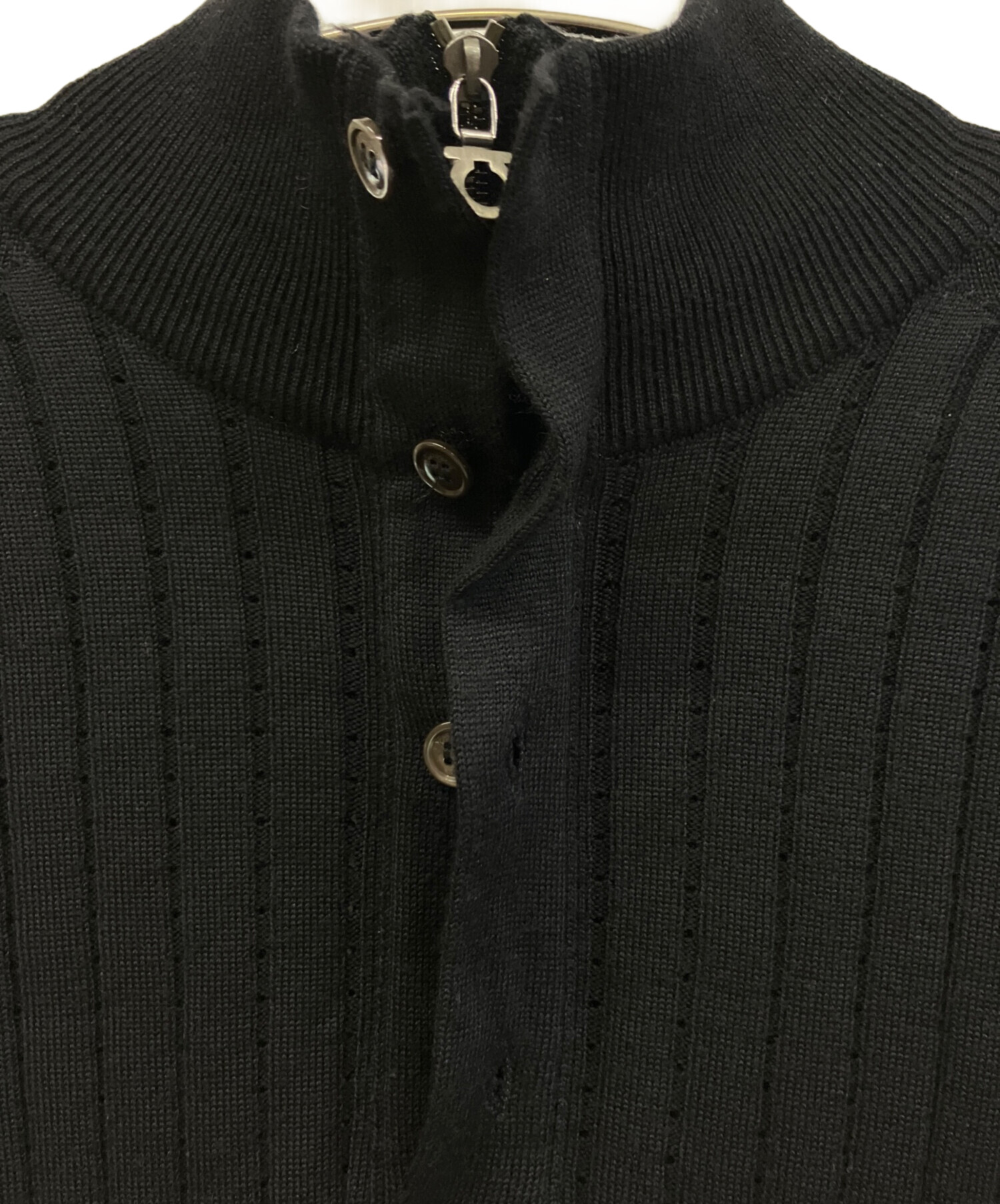 Salvatore Ferragamo リブニット ポロシャツ シルバーボタン 中古・古着通販】Salvatore Ferragamo (サルヴァトーレ フェラガモ