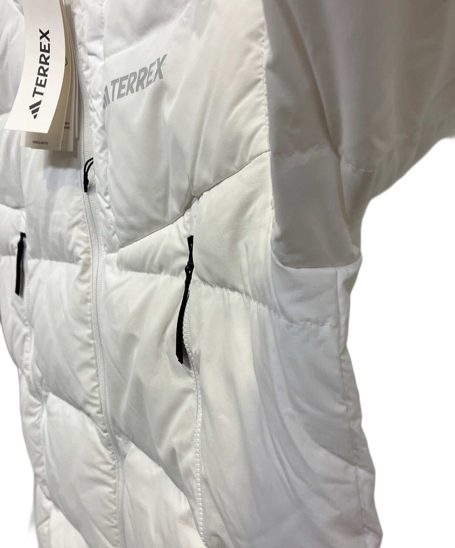 中古・古着通販】adidas (アディダス) ダウンジャケット ホワイト