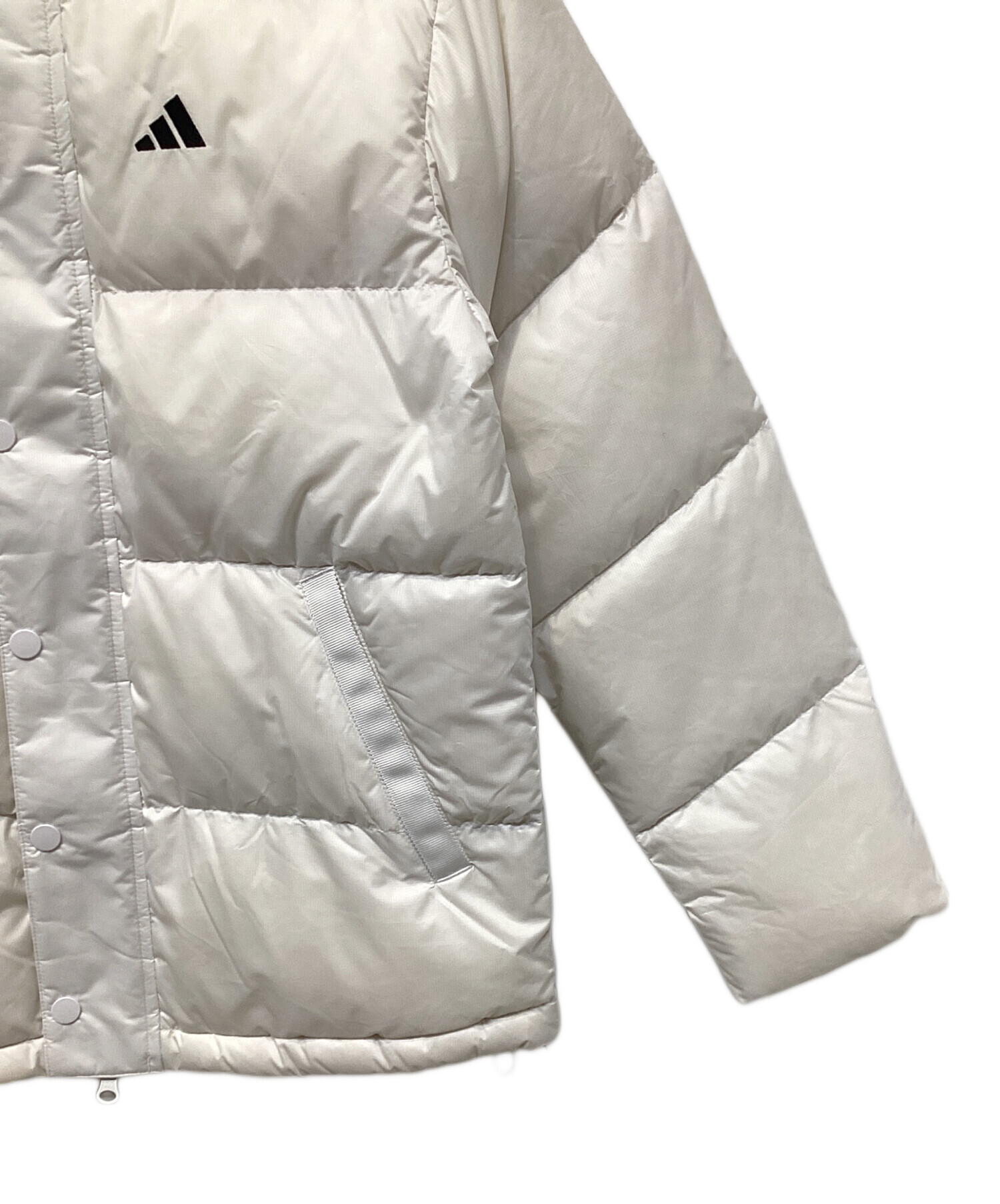 中古・古着通販】adidas (アディダス) ダウンジャケット ホワイト