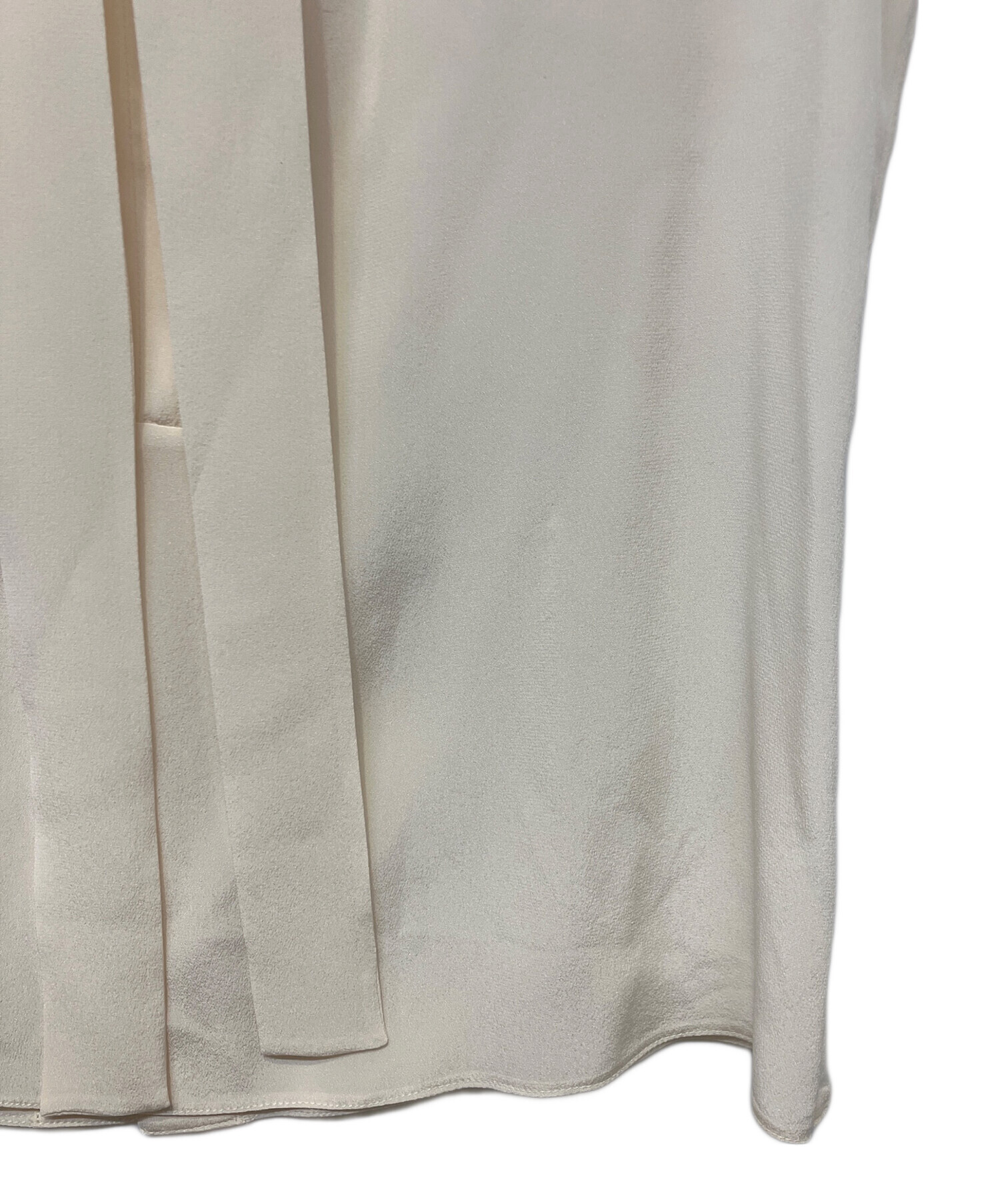 良品 PRADA プラダ シルク ローズプリント ノースリーブ ブラウス カットソー サイズ38 アイボリー レディース 古着 中古 USED PRADA（プラダ） 良品 シルク ローズプリント ノースリーブ ブラウス