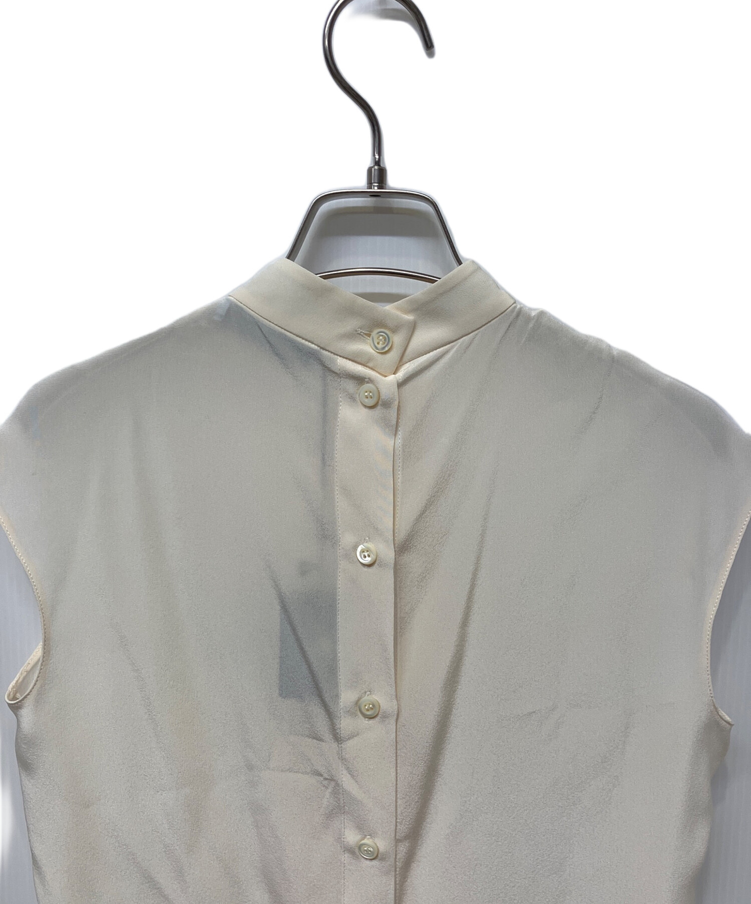 プラダ ノースリーブブラウス PRADA シルク100% イタリア製 中古・古着通販】PRADA (プラダ) シルクノースリーブボウタイブラウス