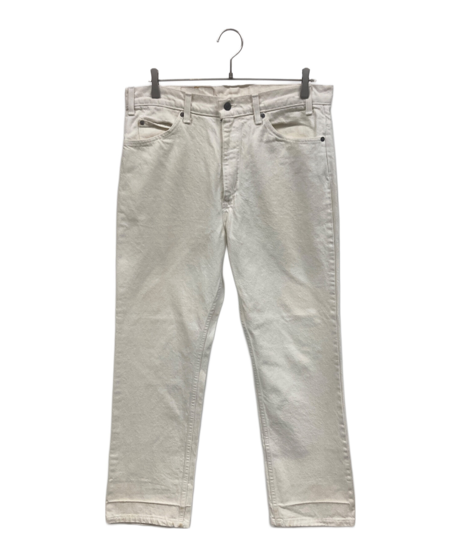 中古・古着通販】LEVI'S (リーバイス) デニムパンツ ホワイト サイズ