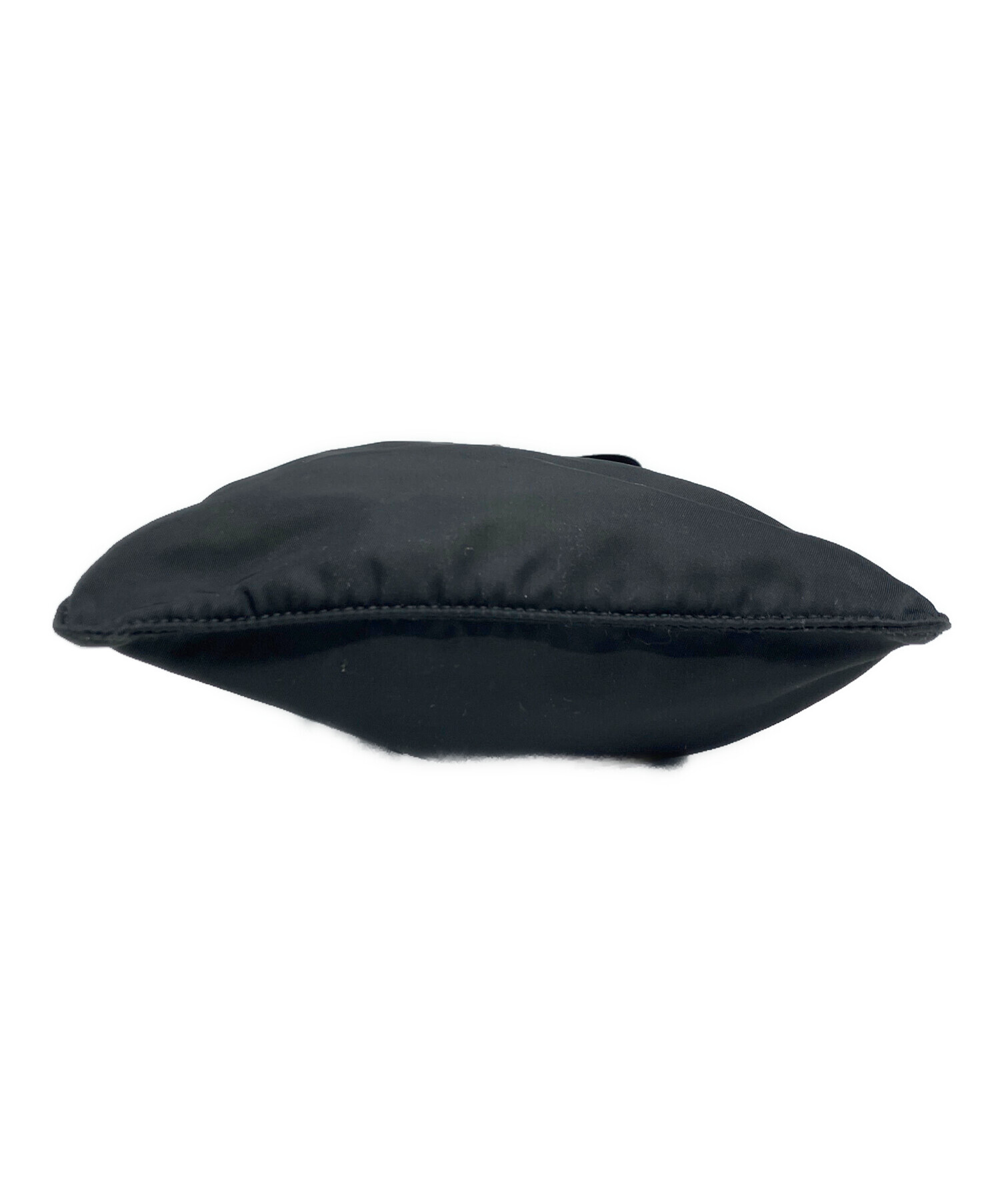 【中古品】PRADA ナイロン サコッシュ ブラック 中古・古着通販】PRADA (プラダ) ナイロンサコッシュ ブラック