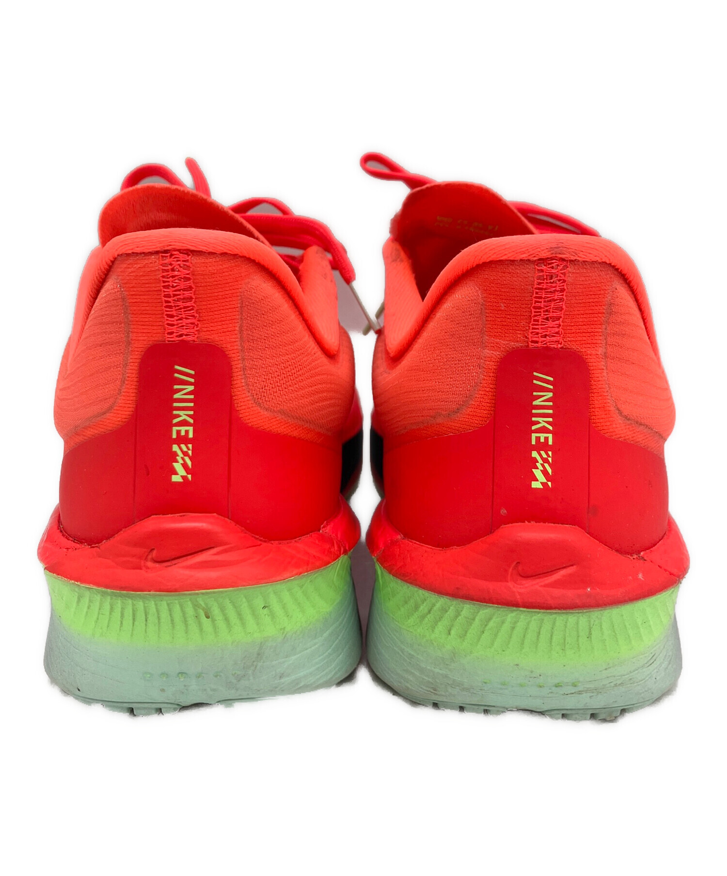中古・古着通販】NIKE (ナイキ) ランニングシューズ レッド サイズ