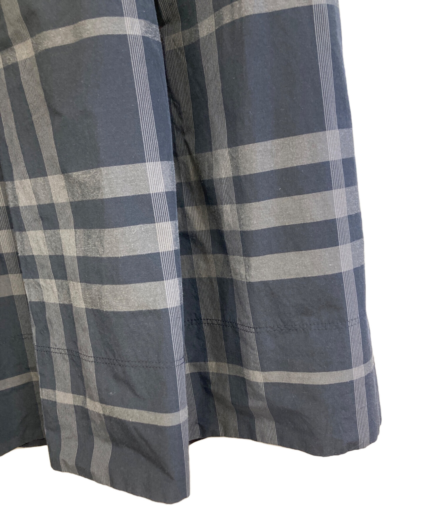 Glinda　バーバリー160スカート 中古・古着通販】BURBERRY LONDON (バーバリーロンドン) ミディ