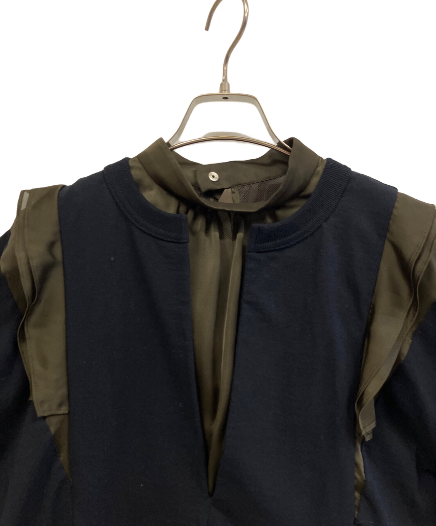 中古・古着通販】sacai (サカイ) 半袖カットソー ネイビー×カーキ 中古・古着通販】sacai (サカイ) 半袖カットソー ネイビー×カーキ