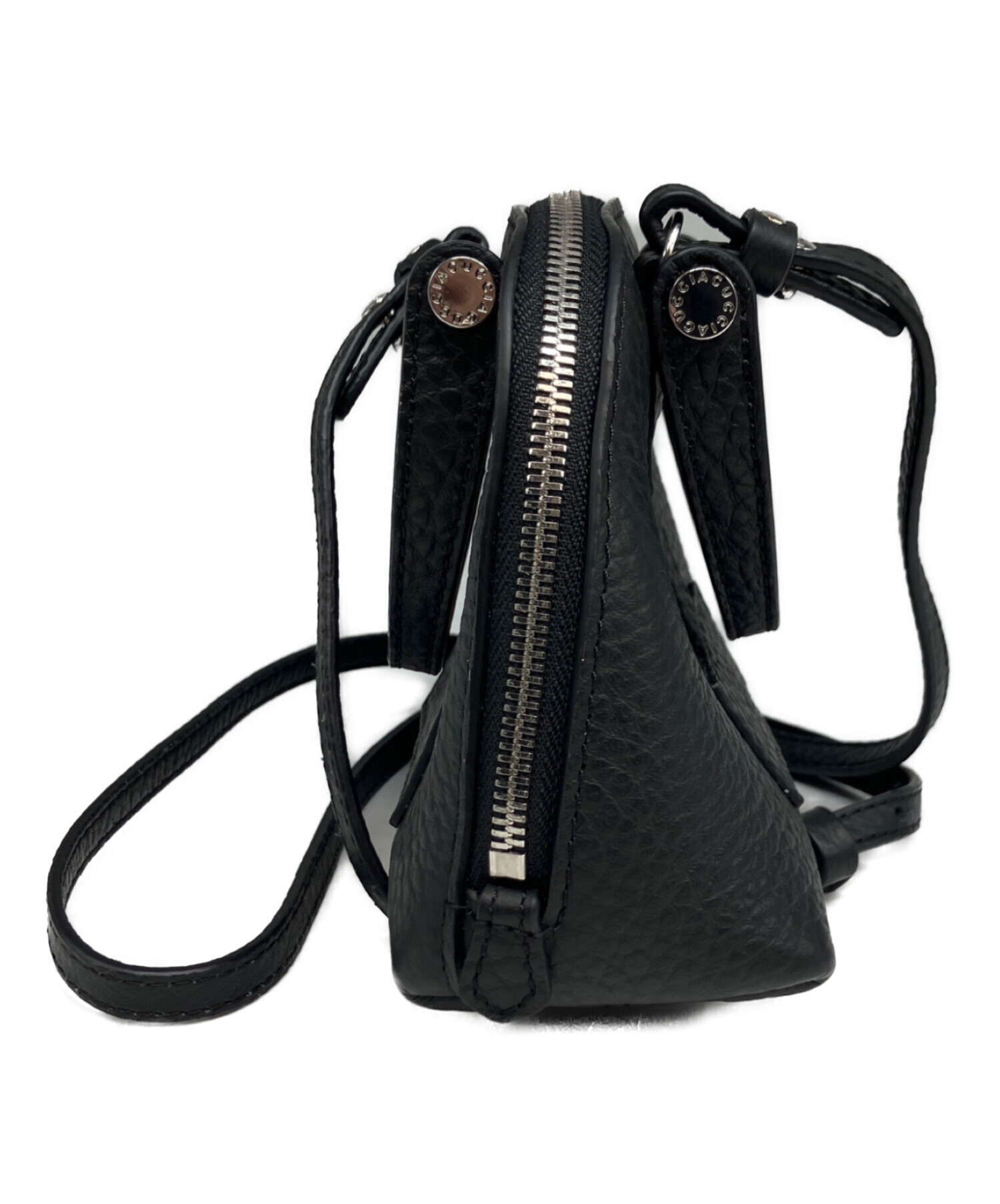 美品■IACUCCI オールレザー ショルダーバッグ　ブラック ウエストポーチ 中古・古着通販】IACUCCI (イアクッチ) ショルダーバッグ ブラック