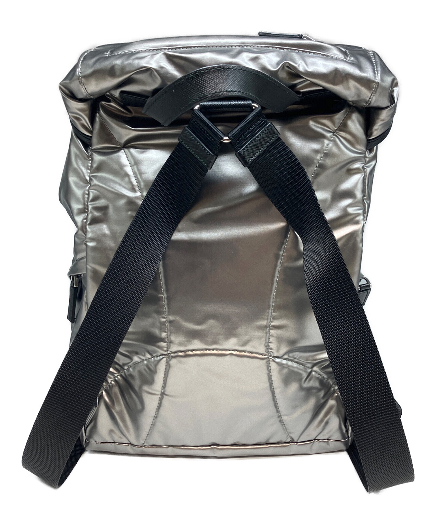 中古・古着通販】PRADA (プラダ) リュック シルバーカラー｜ブランド