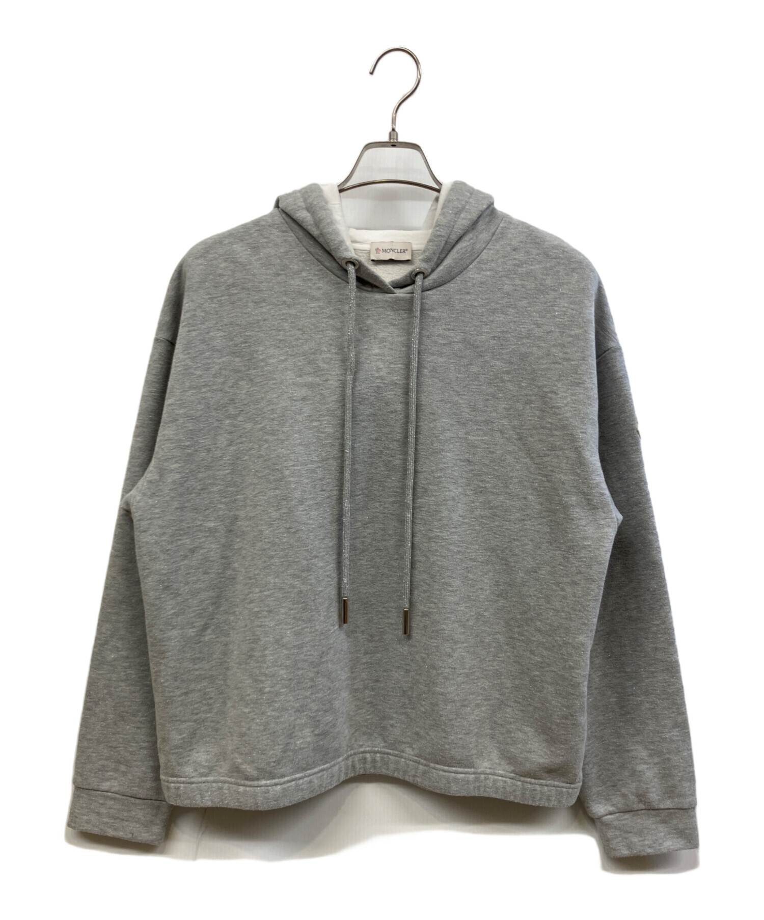 値下げ！！！MONCLER グレー フード付きパーカー 中古・古着通販】MONCLER (モンクレール) プルオーバーパーカー グレー