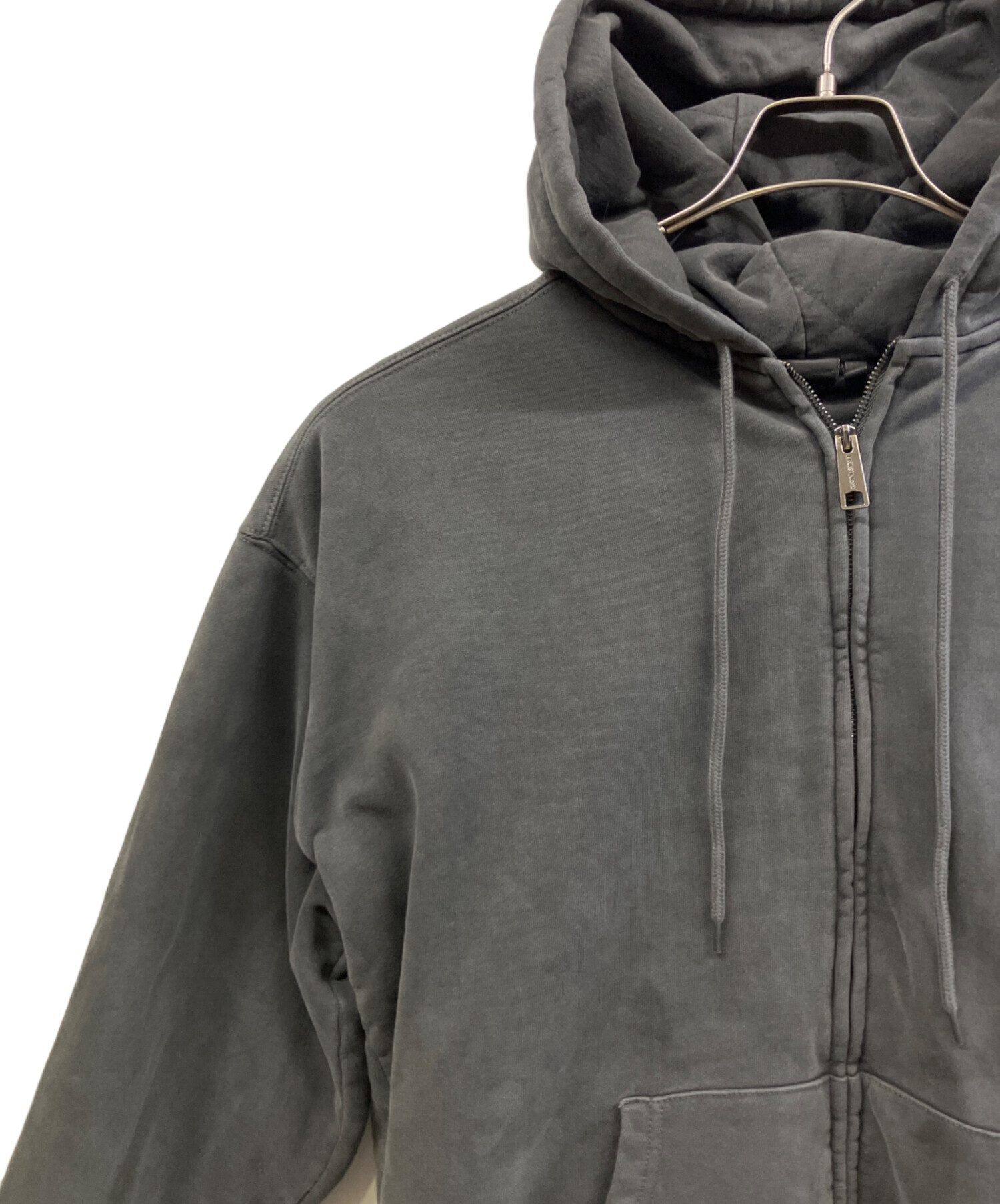 • 【黒タグ希少】Carhartt WIP ジップアップパーカー グレー 中古・古着通販】CARHARTT WIP (カーハート ワーク イン プログレス