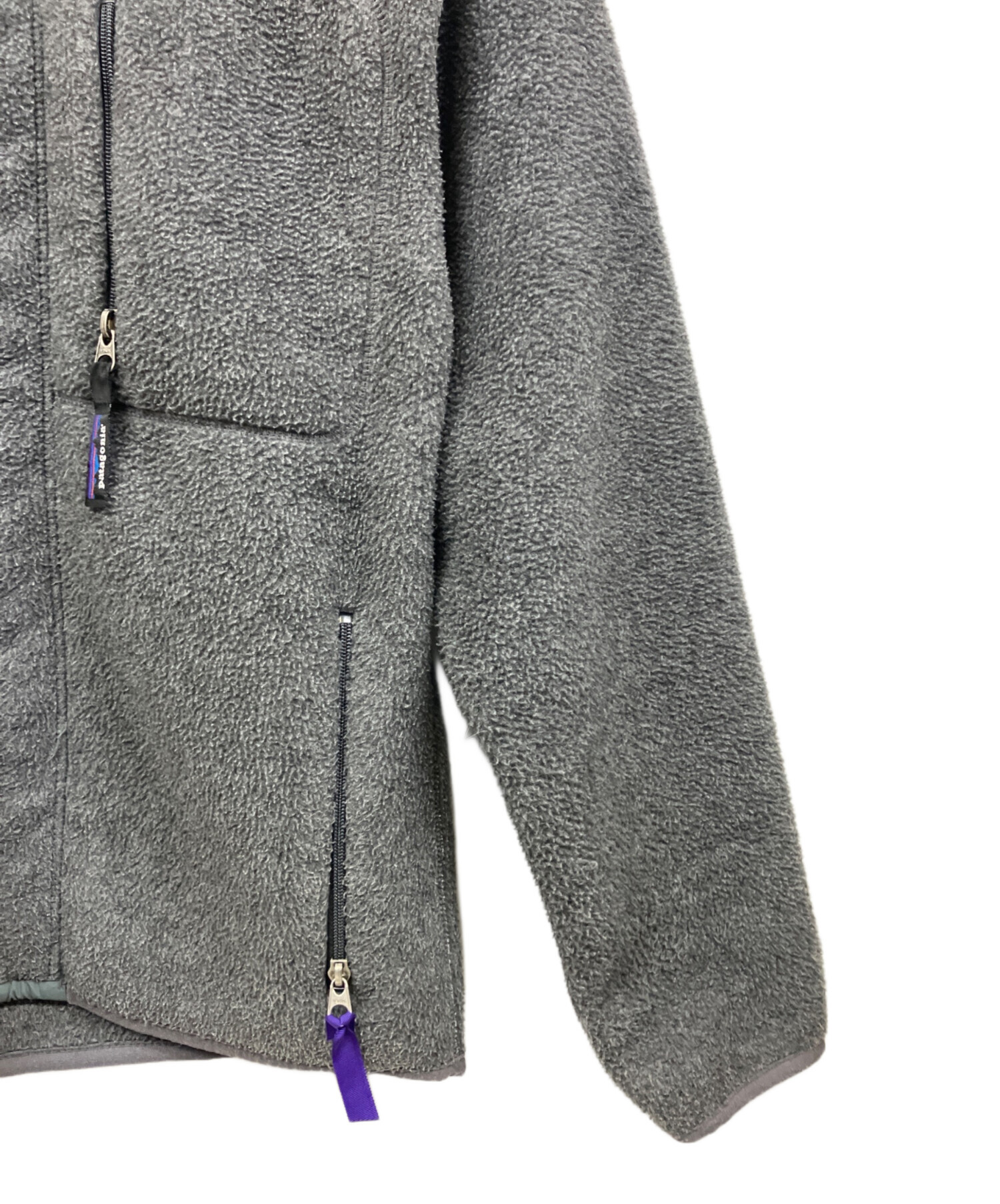 匿名配送 Patagonia フード付きグレージャケット 中古・古着通販】Patagonia (パタゴニア) フリースジャケット グレー