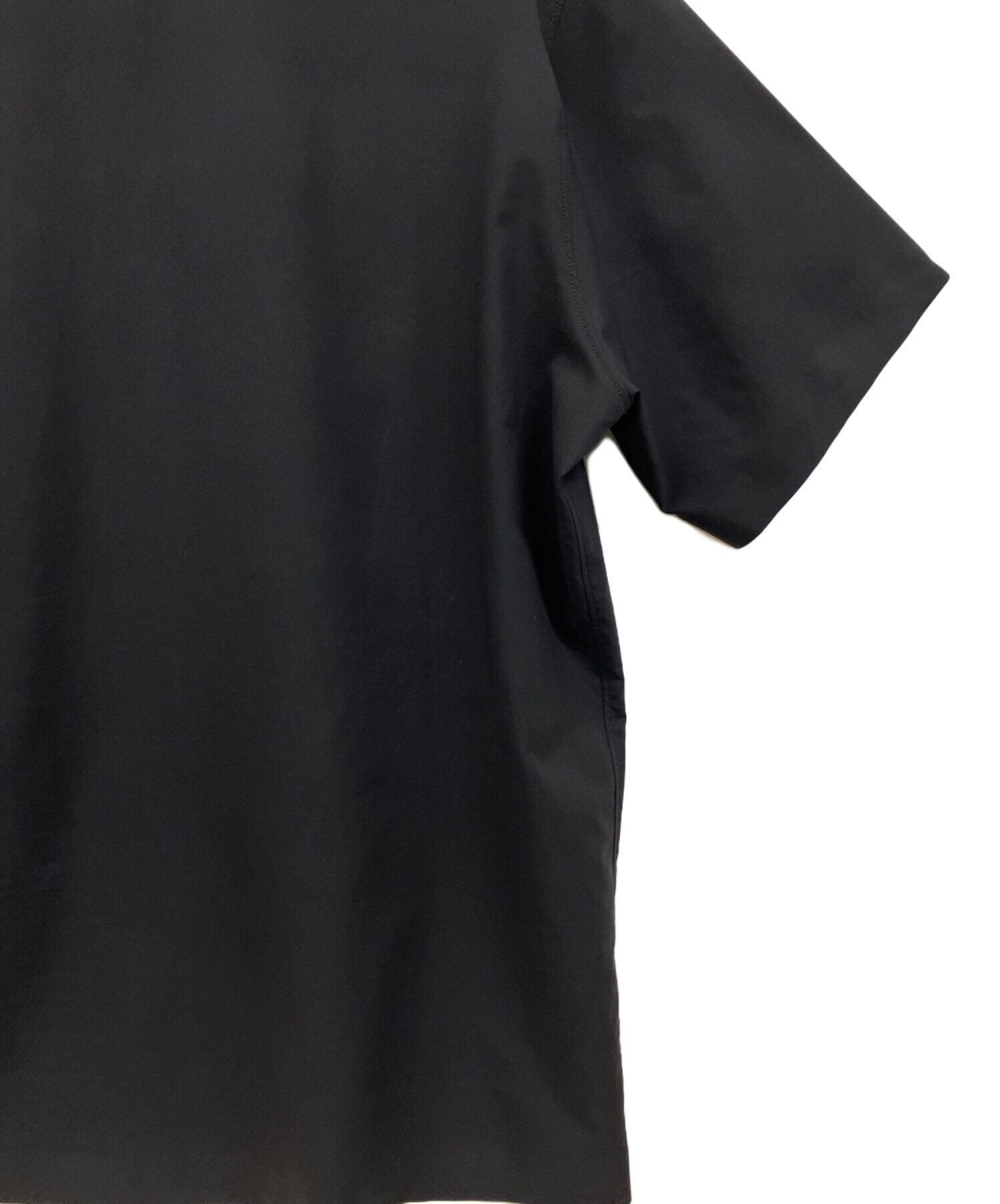 中古・古着通販】ARC'TERYX (アークテリクス) 半袖シャツ ブラック