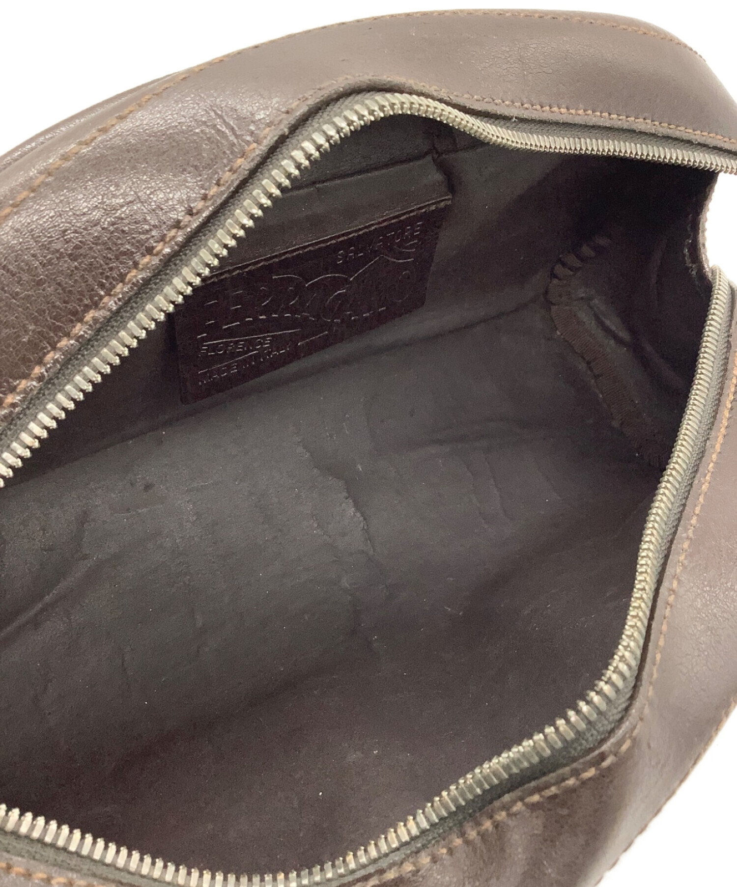 Ferragamo　ヴィンテージ フェラガモ　ダークブラウン クラッチバッグ 中古・古着通販】Salvatore Ferragamo (サルヴァトーレ フェラガモ