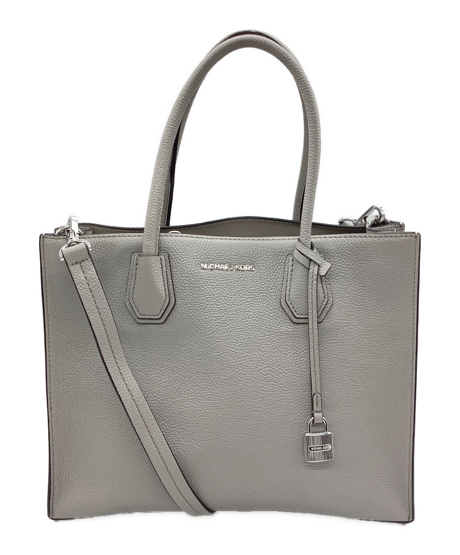 MICHAEL KORS グレー トートバッグ セット 中古・古着通販】MICHAEL KORS (マイケル・コース) トートバッグ